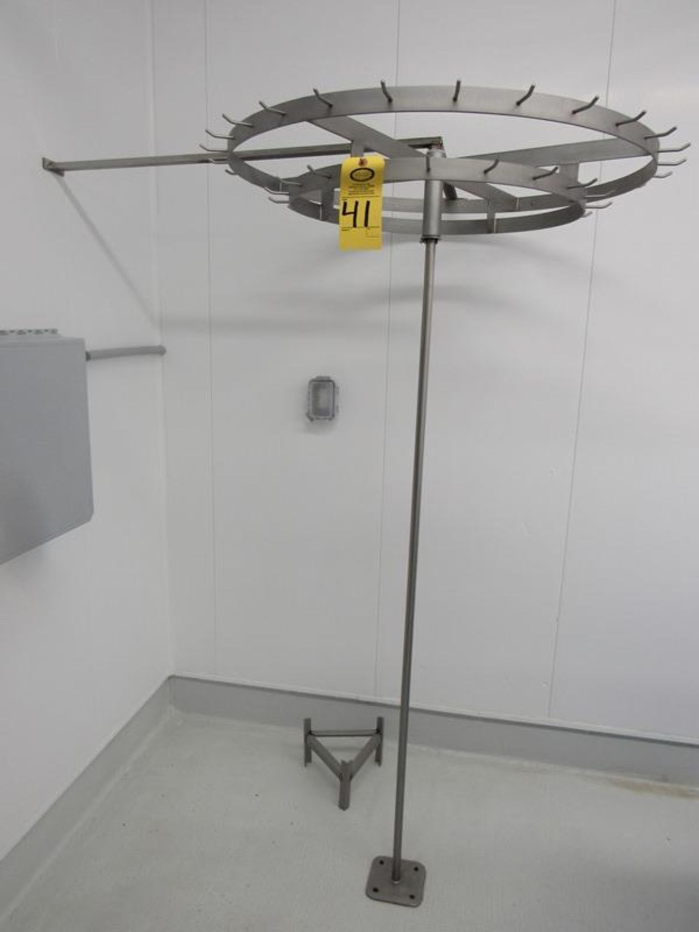 Stainless Steel Garment Carousel, 3' diameter (Required Rigging Fee: $25.00-Payment Must Be Received