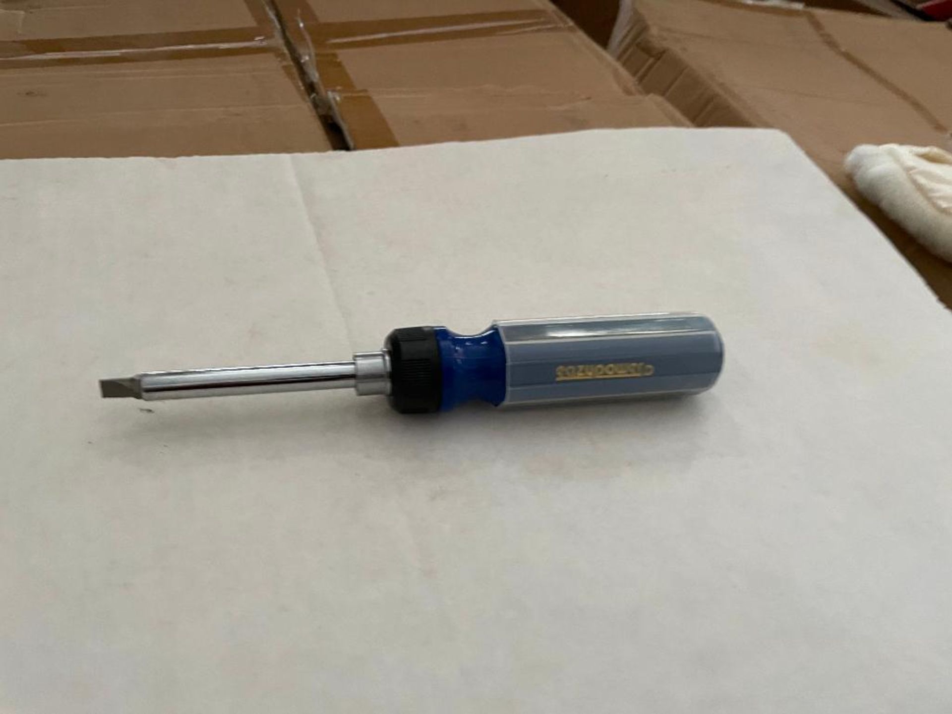 300CT 25-IN-1 RATCHETING SCREWDRIVERS BRAND/MODEL EAZYPOWER 88065 ADDITIONAL INFO TOTAL LOT RETAIL P - Image 4 of 4