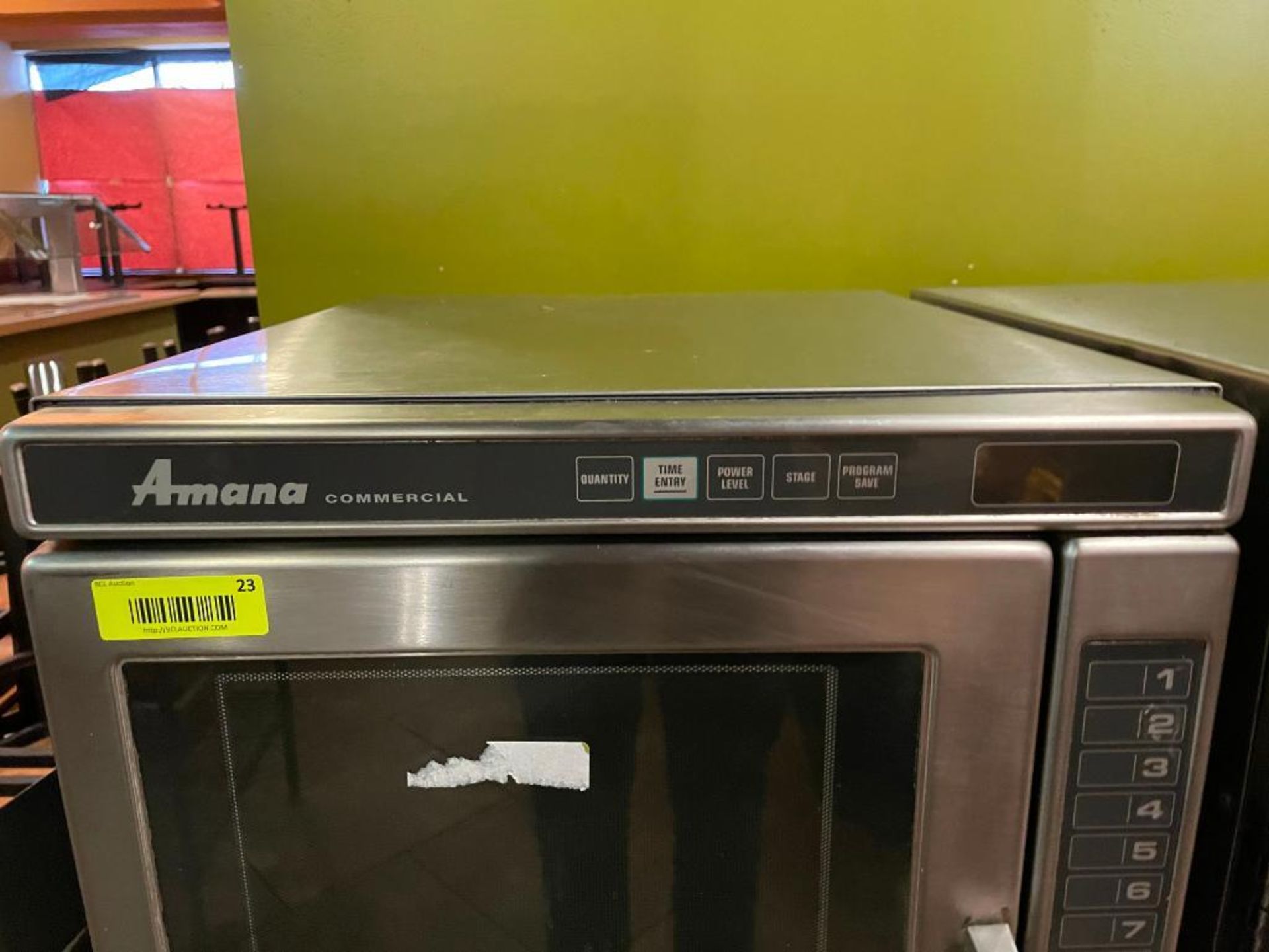 DESCRIPTION COMMERCIAL 2200W MICROWAVE BRAND/MODEL AMANA RC22S2 QUANTITY: X BID 1 - Image 2 of 6