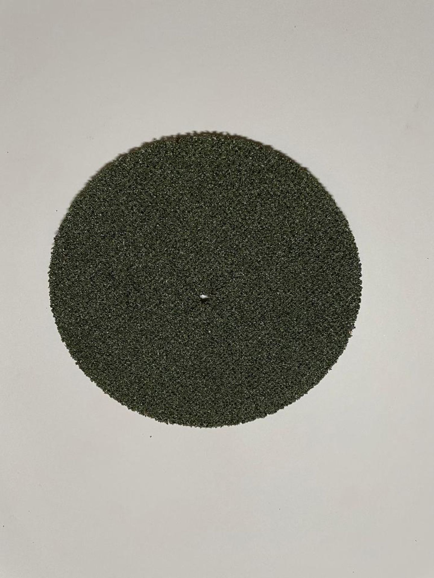 DESCRIPTION (2) CASES OF 7" GREEN NET CUTTING DISCS. 200 PER CASE. BRAND / MODEL EAZY POWER 87137 TO - Image 5 of 5