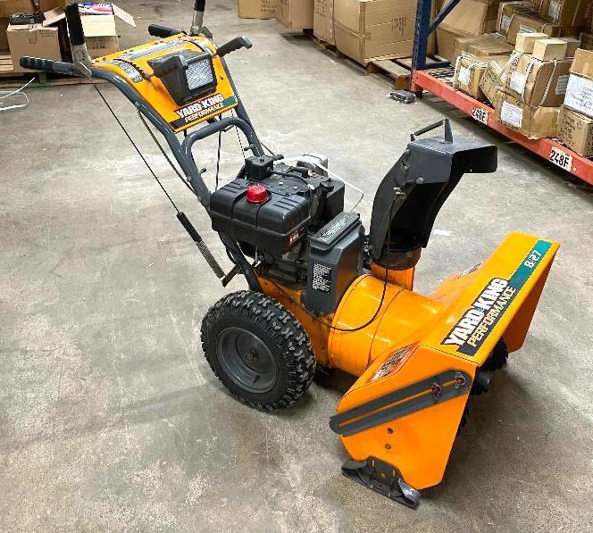 DESCRIPTION YARD KING PERFORMANCE 8HP ELECTRIC START SNOW THROWER ADDITIONAL INFORMATION 8HP, ELECTR