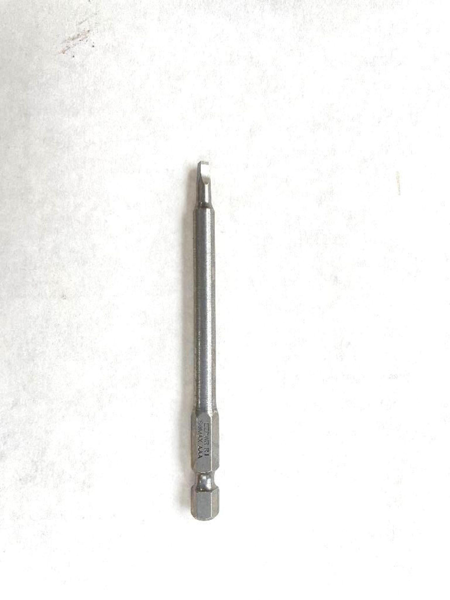 DESCRIPTION (4300) 1/4" HEX SQUARE RECESS POWER BIT, R1, 3-1/2" LONG BRAND/MODEL EAZYPOWER 80580 RET