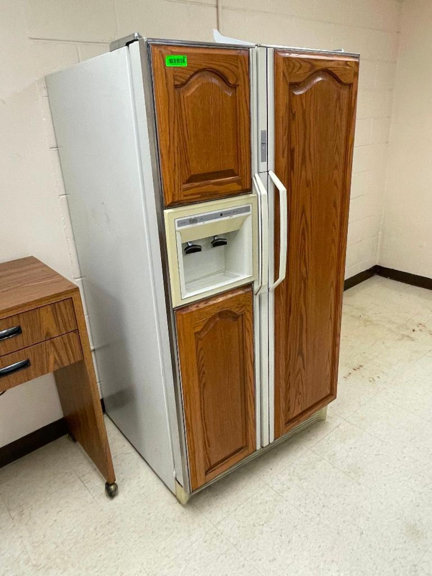 DESCRIPTION: TWO DOOR REFRIGERATOR / FREEZER. WITH ICE AND WATER DISPENSER. LOCATION: BASEMENT SNACK