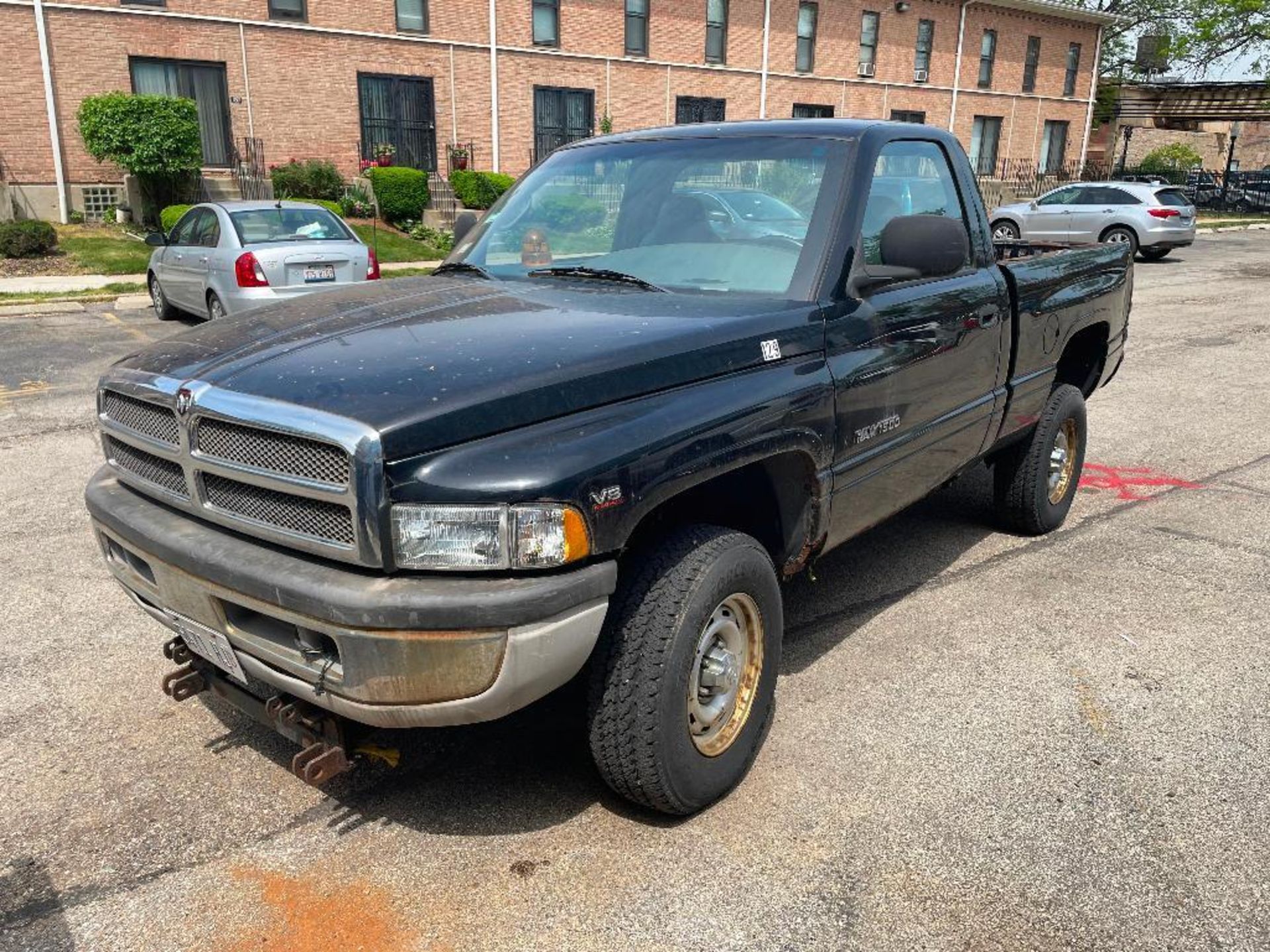 1999 Dodge Ram Pickup Pickup Truck with Snow Plow , VIN # 1B7HF16YXXS297748 Year: 1999 Make: Dodge M - Image 25 of 34