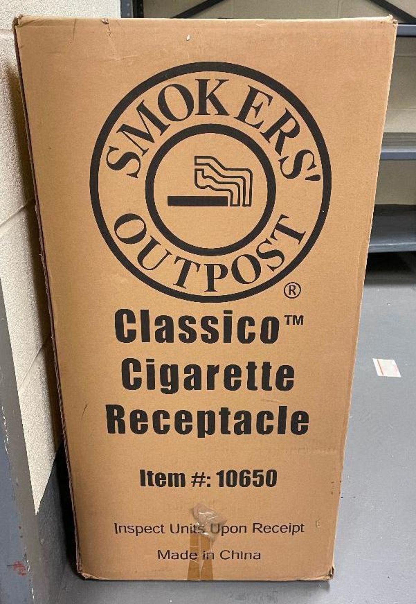 DESCRIPTION: CLASSICO CIGARETTE RECEPTACLE BRAND / MODEL: SMOKERS OUTPOST THIS LOT IS: ONE MONEY QTY