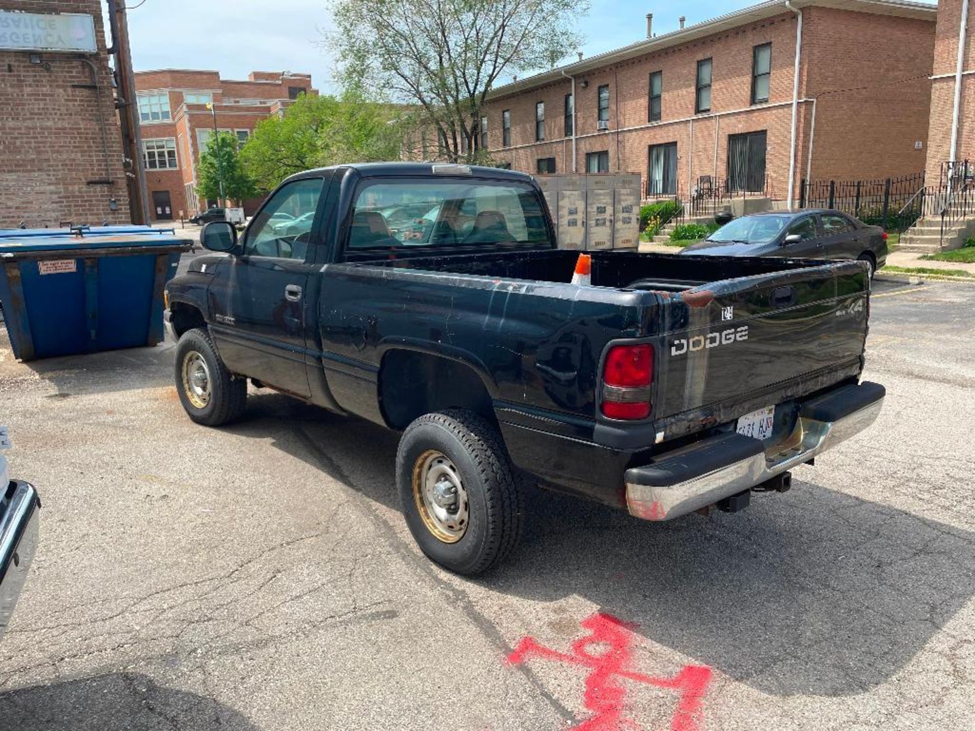 1999 Dodge Ram Pickup Pickup Truck with Snow Plow , VIN # 1B7HF16YXXS297748 Year: 1999 Make: Dodge M - Image 33 of 34