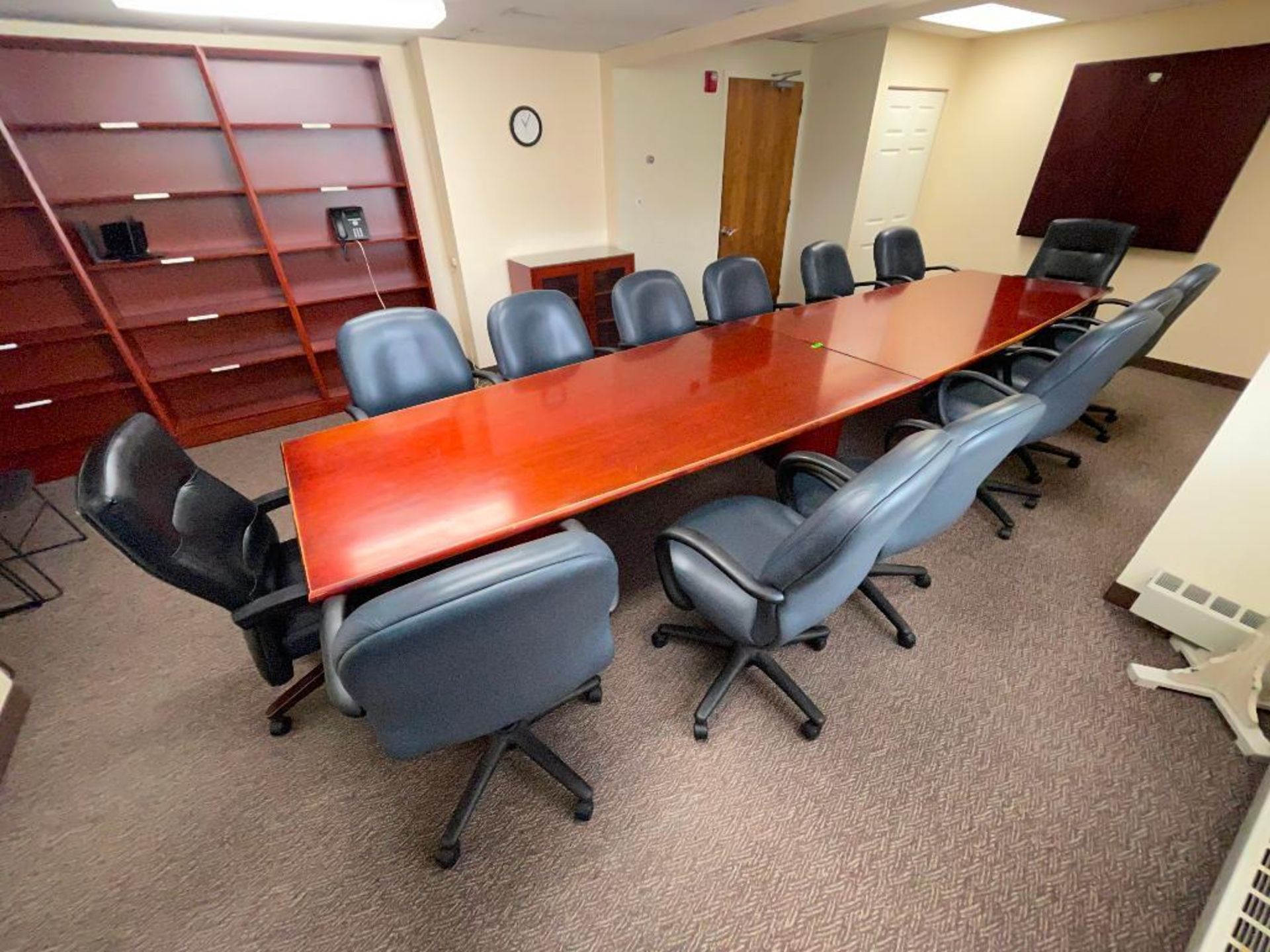 DESCRIPTION: 15 PC. COMPLETE CONFERENCE TABLE SET ADDITIONAL INFORMATION: TABLE AND 14 CHAIRS INCLUD - Image 5 of 6