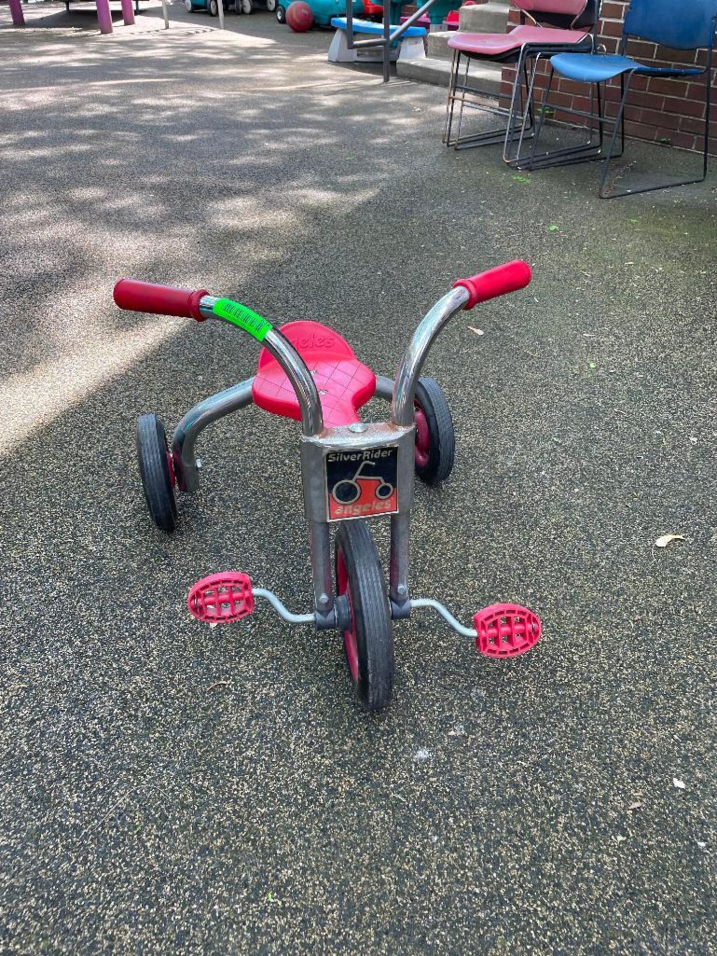 DESCRIPTION (2) ANGELES SILVER RIDER TRIKE BIKE BRAND/MODEL ANGELES LOCATION PLAYGROUND THIS LOT IS - Image 3 of 7