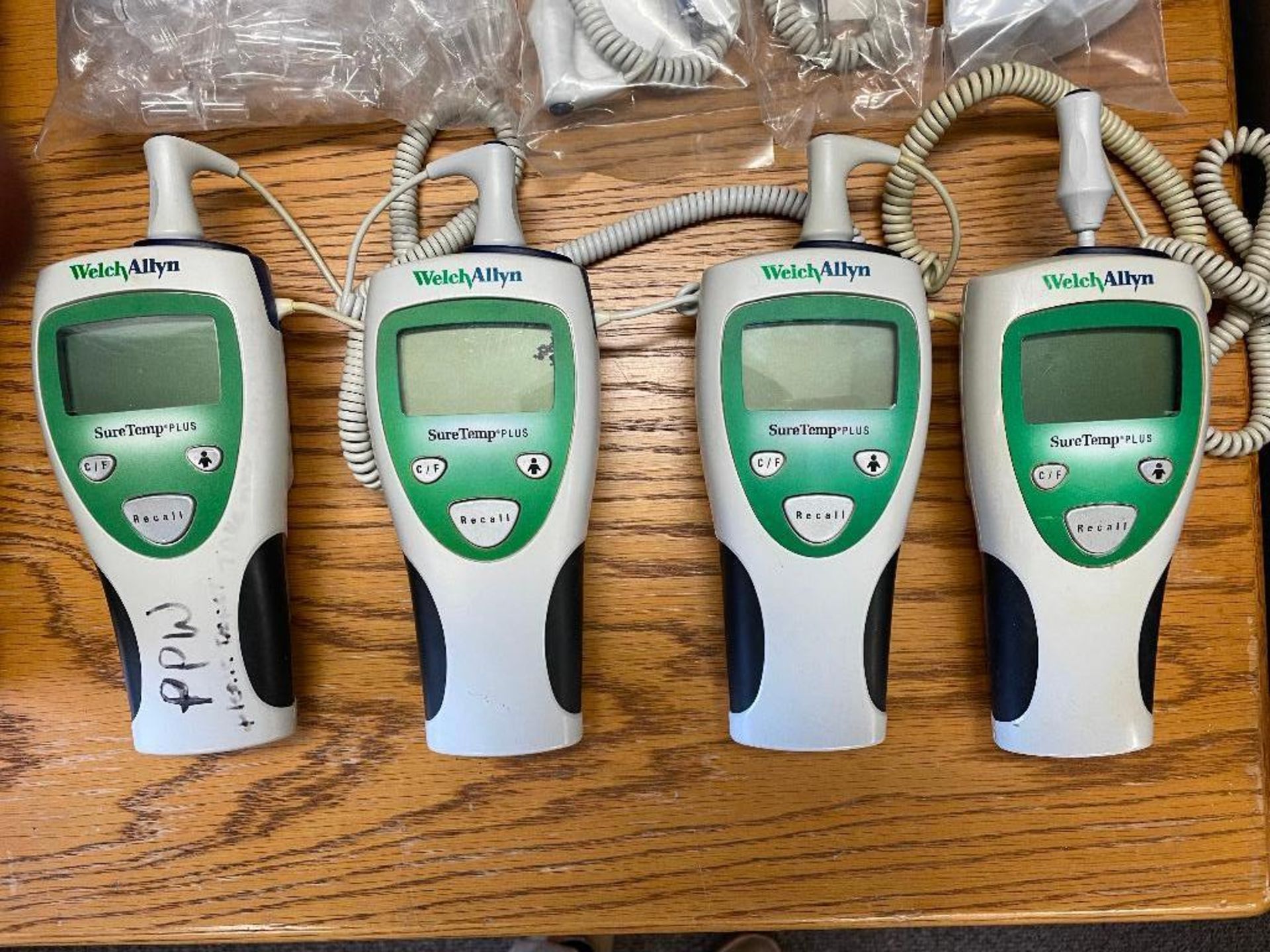 DESCRIPTION: (4) - ELECTRIC THERMOMETERS BRAND / MODEL: WELCH ALLYN THIS LOT IS: SOLD BY THE PIECE Q - Image 2 of 3