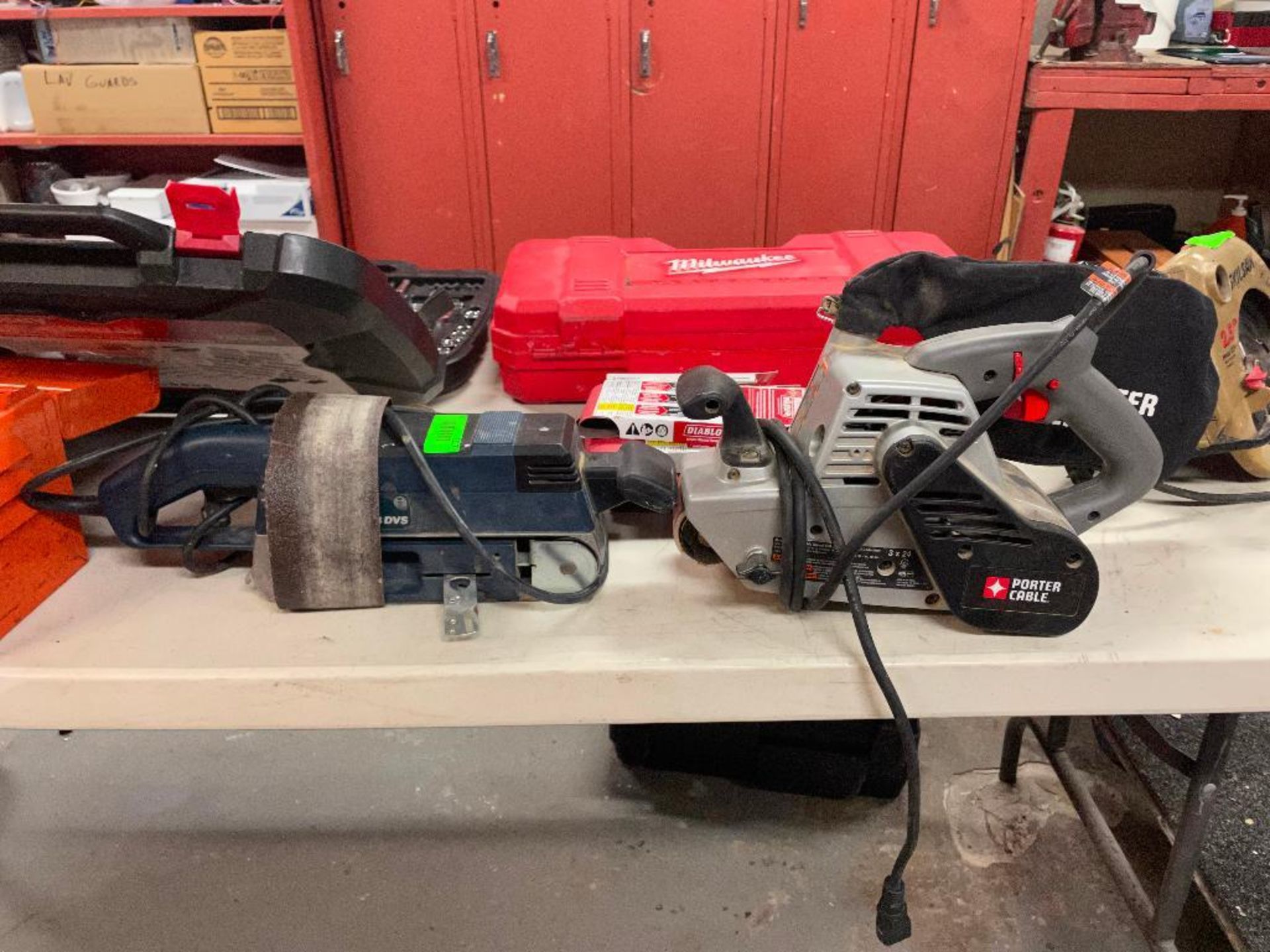 DESCRIPTION: ELECTRIC SANDER PAIR WITH ADDITIONAL BELTS THIS LOT IS: ONE MONEY QTY: 1