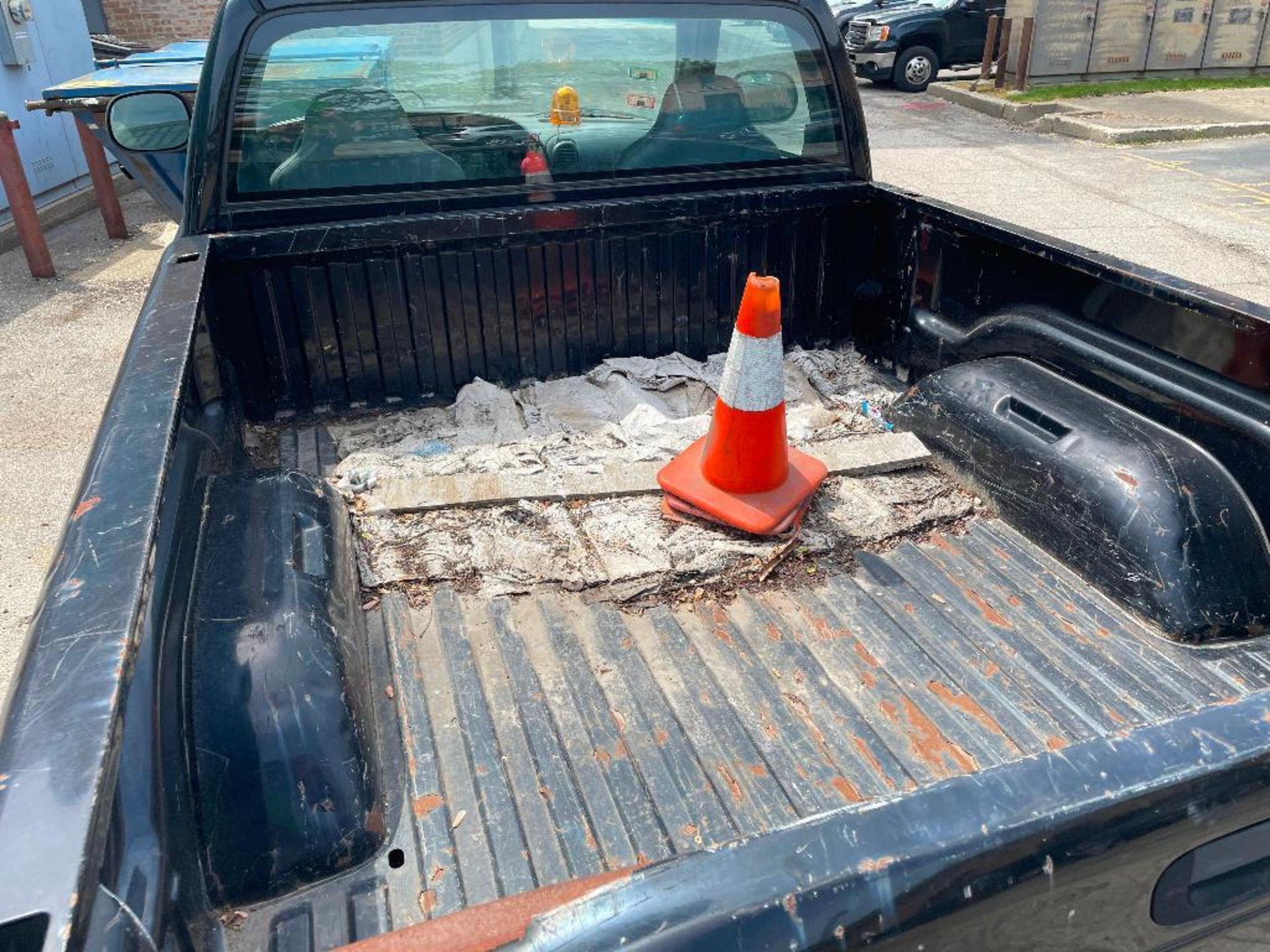 1999 Dodge Ram Pickup Pickup Truck with Snow Plow , VIN # 1B7HF16YXXS297748 Year: 1999 Make: Dodge M - Image 34 of 34