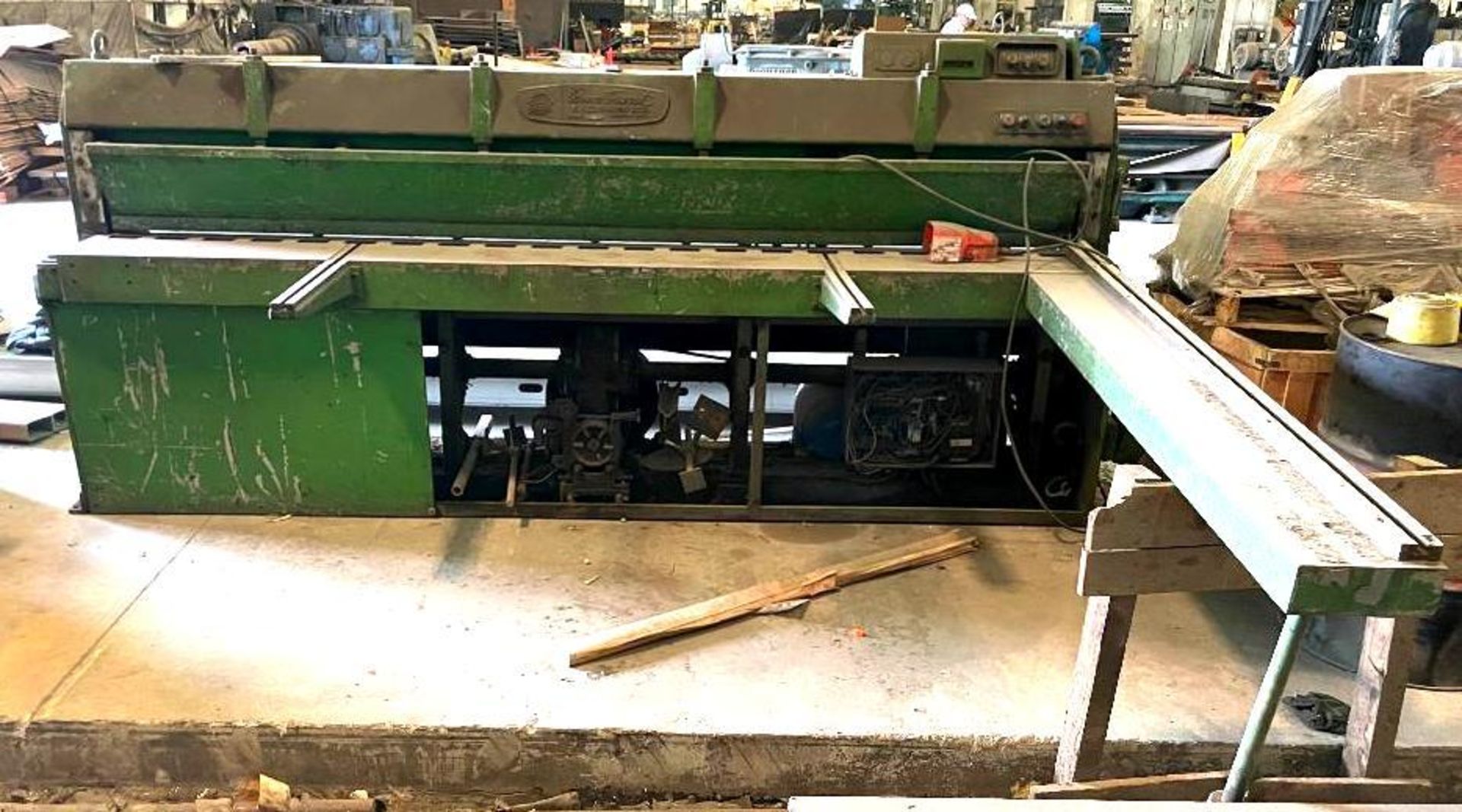 DESCRIPTION BESCO TRUECUT 10' SHEET METAL GUILLOTINE SHEAR BRAND/MODEL F.J. EDWARDS 68C ADDITIONAL I