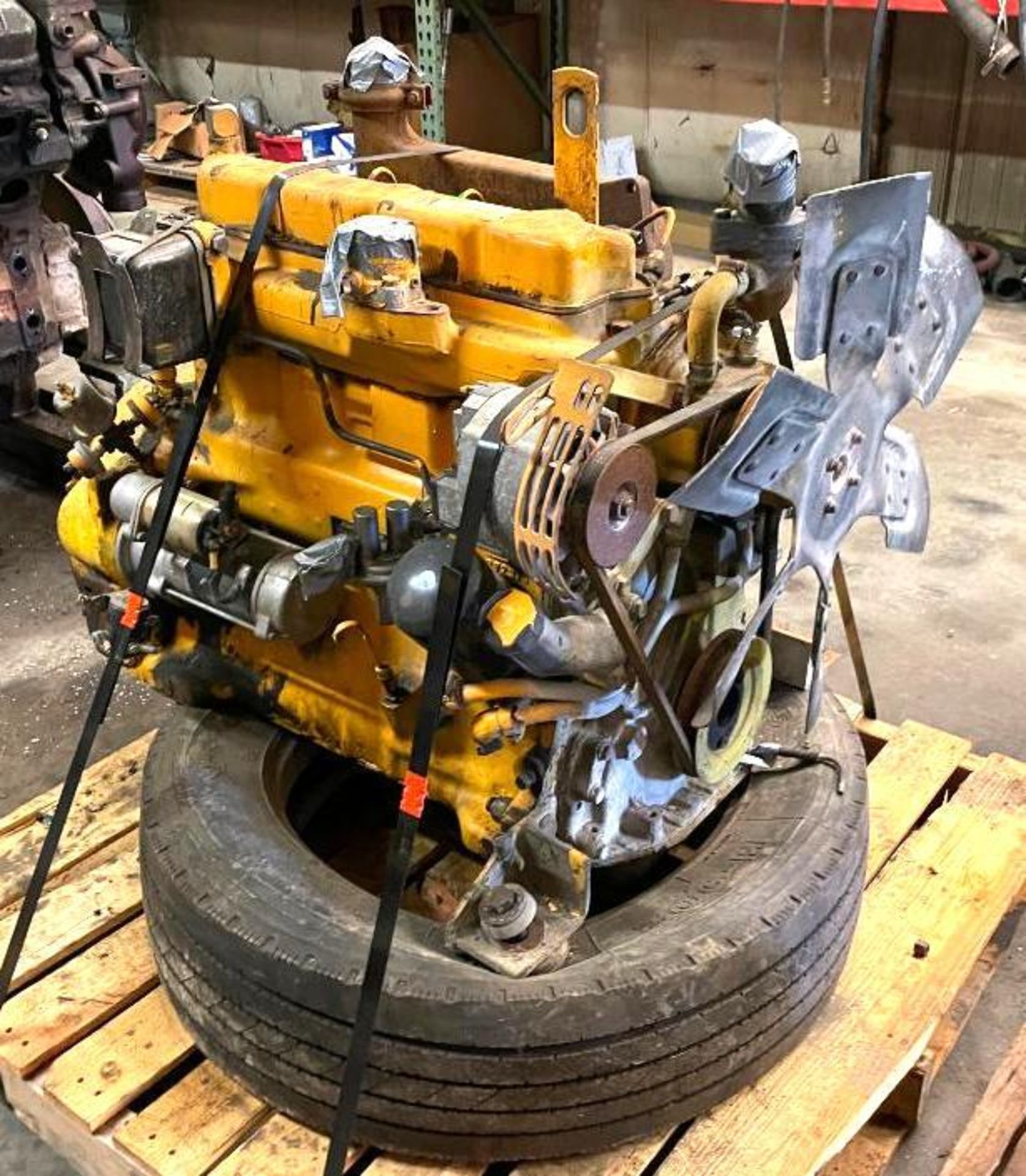 JOHN DEERE ENGINE WITH PARTS ADDITIONAL INFO SEE PHOTOS FOR MORE DETAIL LOCATION PARTS ROOM QUANTITY