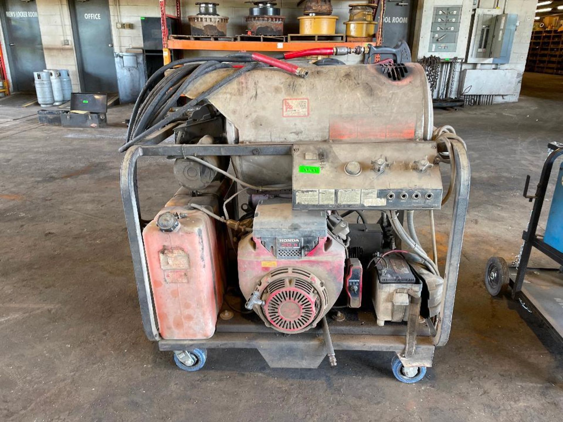 DESCRIPTION LANDA 3,500 PSI INDUSTRIAL PRESSURE WASHER BRAND/MODEL LANDA PGHW5-35324E ADDITIONAL INF - Image 4 of 10