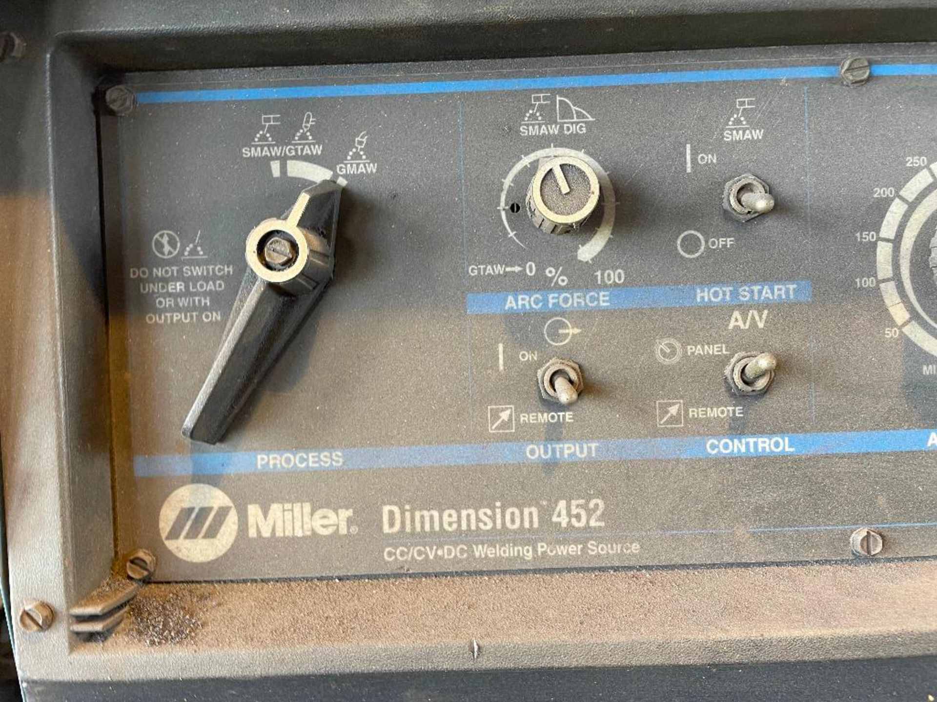 DESCRIPTION MILLER DIMENSION 452 WELDER PACKAGE W/ WIRE FEEDER BRAND/MODEL MILLER 452/ MILLER S-64 T - Image 7 of 7