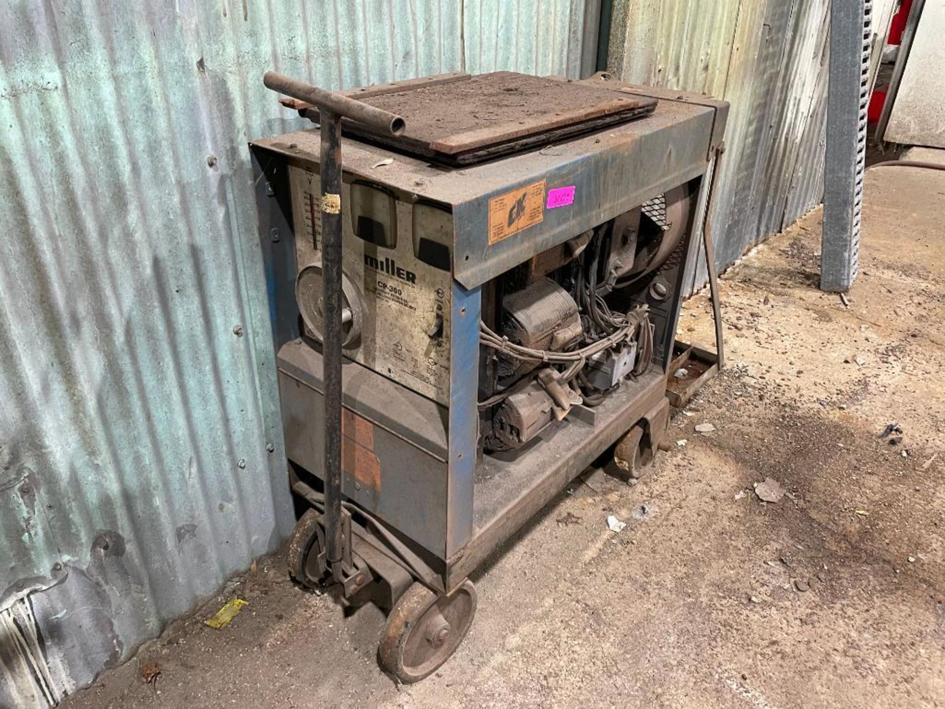 DESCRIPTION MILLER CP-300 DC ARC WELDING POWER SOURCE WELDER (NOT IN WORKING CONDITION, FOR PARTS) B - Image 3 of 5