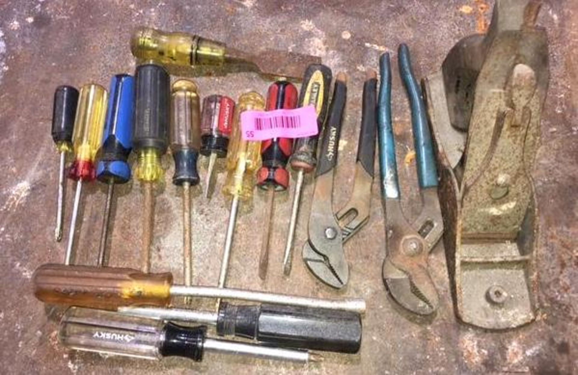 DESCRIPTION ASSORTED HAND TOOLS AS SHOWN THIS LOT IS ONE MONEY QUANTITY 1