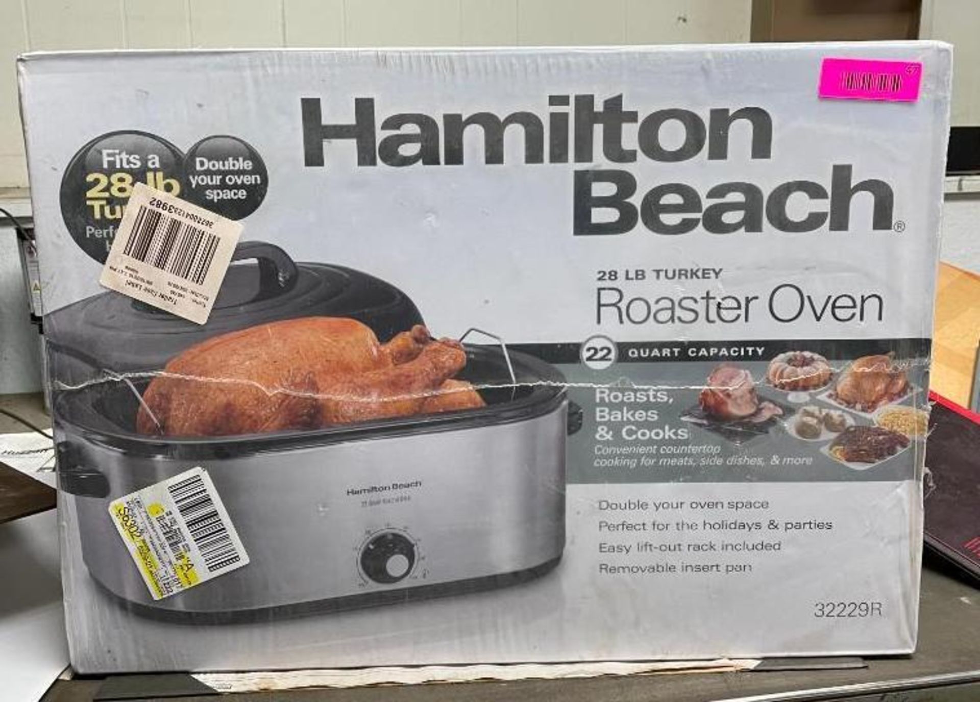 DESCRIPTION 28 LB TURKEY ROASTER OVEN BRAND/MODEL HAMILTON BEACH QUANTITY 1 28 LB TURKEY ROASTER OVE