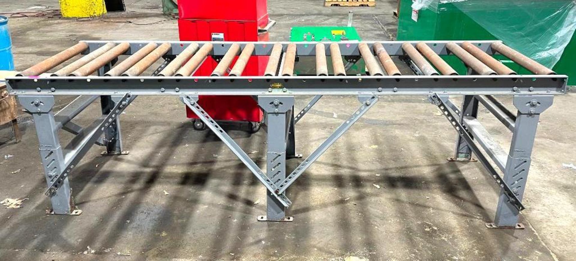 DESCRIPTION HYTROL 120" X 36" GRAVITY CONVEYOR BRAND/MODEL HYTROL SIZE 120" X 36" QUANTITY 1 HYTROL