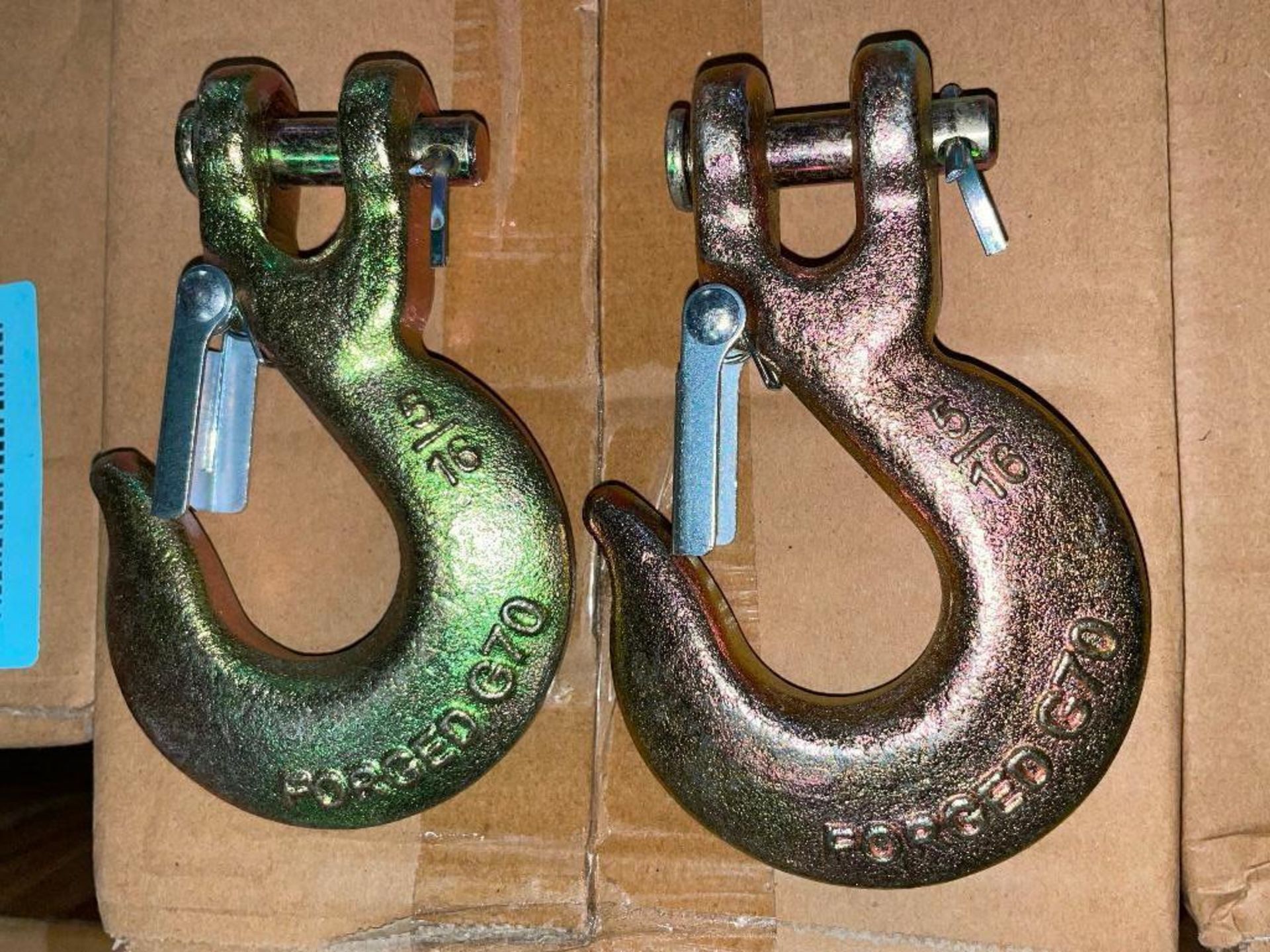 DESCRIPTION: (4) BOXES OF 5/16" TRANSPORT CLEVIS SLIP HOOK W/ SHORT LATCH 25. PER BOX, 100 IN LOT. B - Image 2 of 4