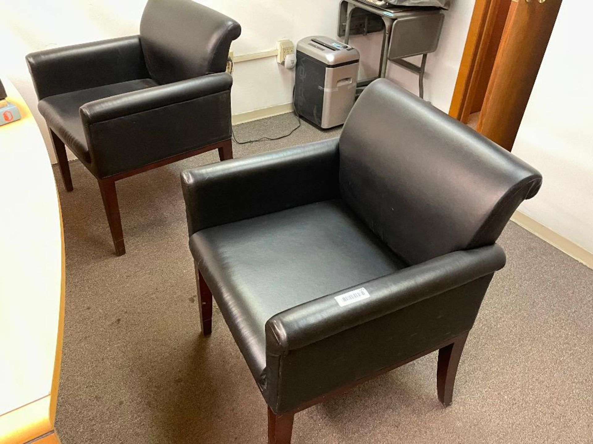 DESCRIPTION: (2) BLACK PLEATHER ARM SIDE CHAIRS. THIS LOT IS: SOLD BY THE PIECE QTY: 2
