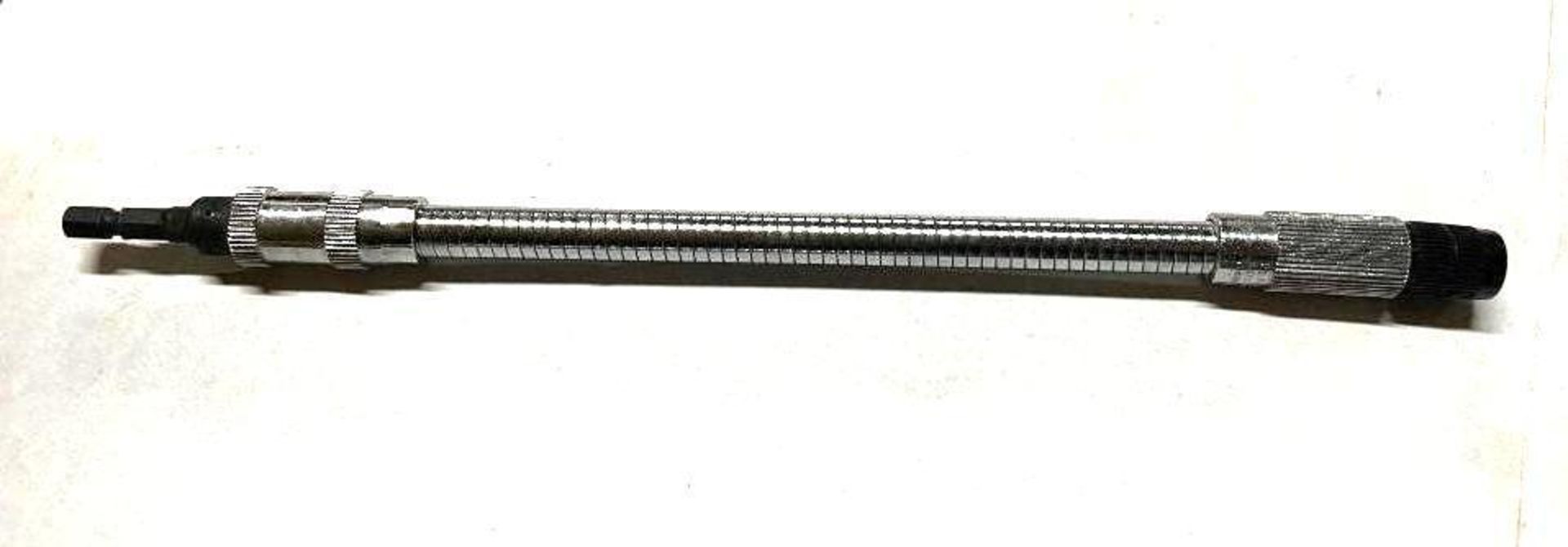 DESCRIPTION (600) 11" HEAVY DUTY FLEX EXTENSION THIS LOT IS ONE MONEY QUANTITY 1 - Image 4 of 12