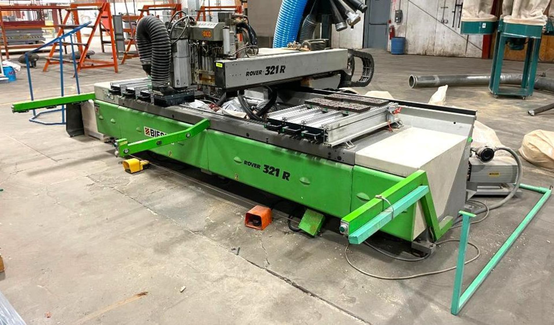 DESCRIPTION: CNC POINT TO POINT MACHINING CENTER BRAND/MODEL: BIESSE ROVER 321 R INFORMATION: COMES