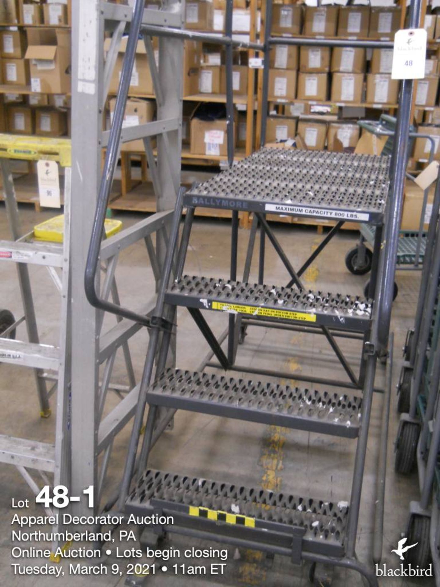 Ballymore 4 step with top platform portable rolling shop ladder