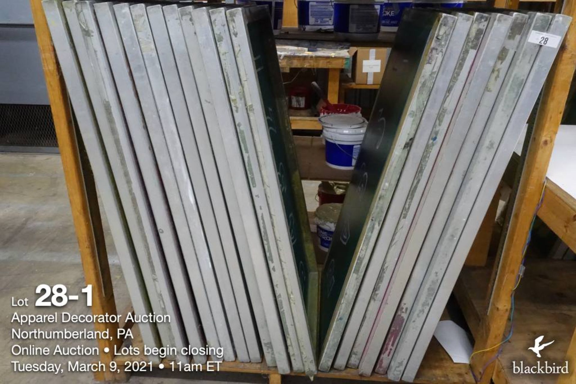 (19) 42 x 20 Aluminum screens