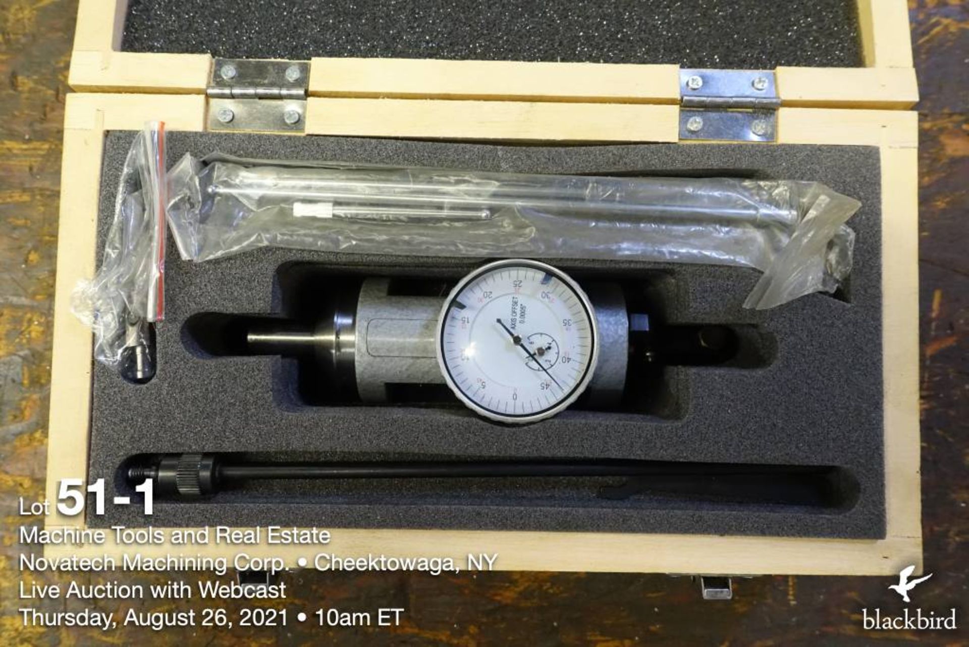 Centering indicator gauge