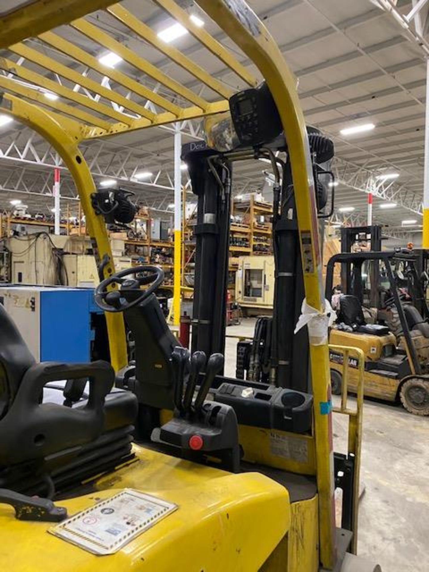 2013 Hyster 10,000 Lb Capacity Electric Forklift Model E100XN - Image 2 of 3