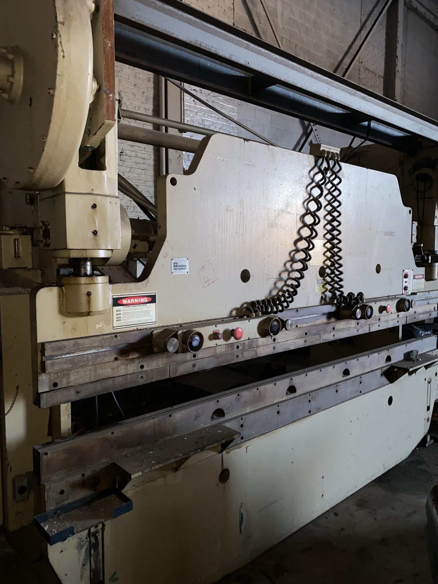 150 Ton Wysong Press Brake - Image 4 of 8