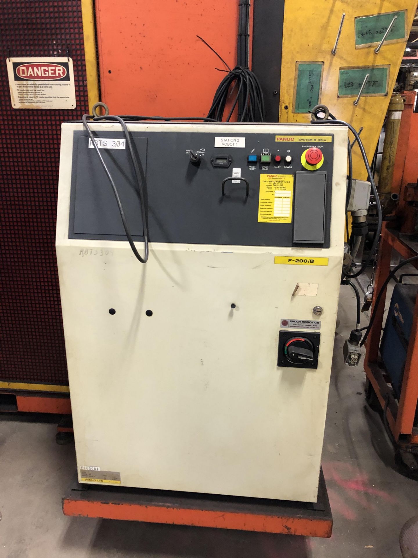 DUAL FANUC F200-iB SPOT WELDING SYSTEM - Image 30 of 32