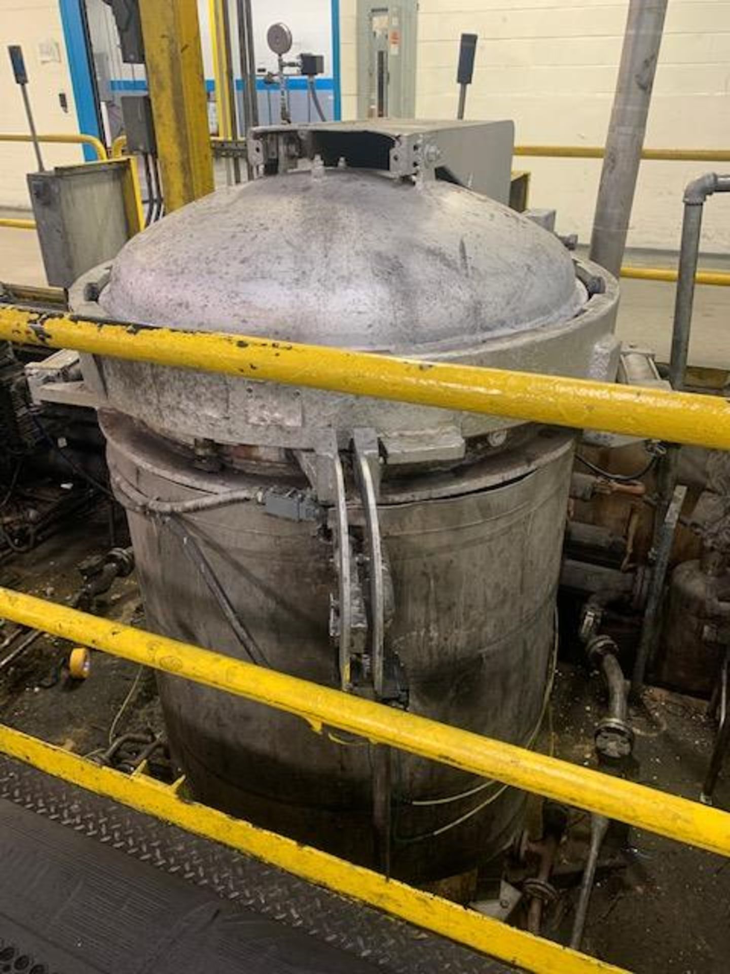 46" x 92" OAH Vulcanizer / Autoclave w/ Controls, 650 degree @ 150 PSI, Altered 1998