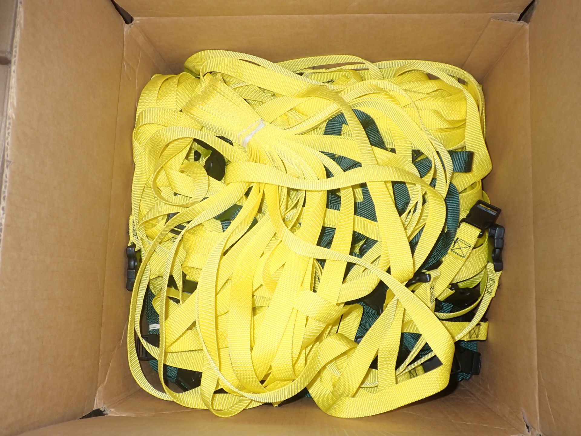 Skid Lot Straps and Plastic Chain - Image 10 of 10