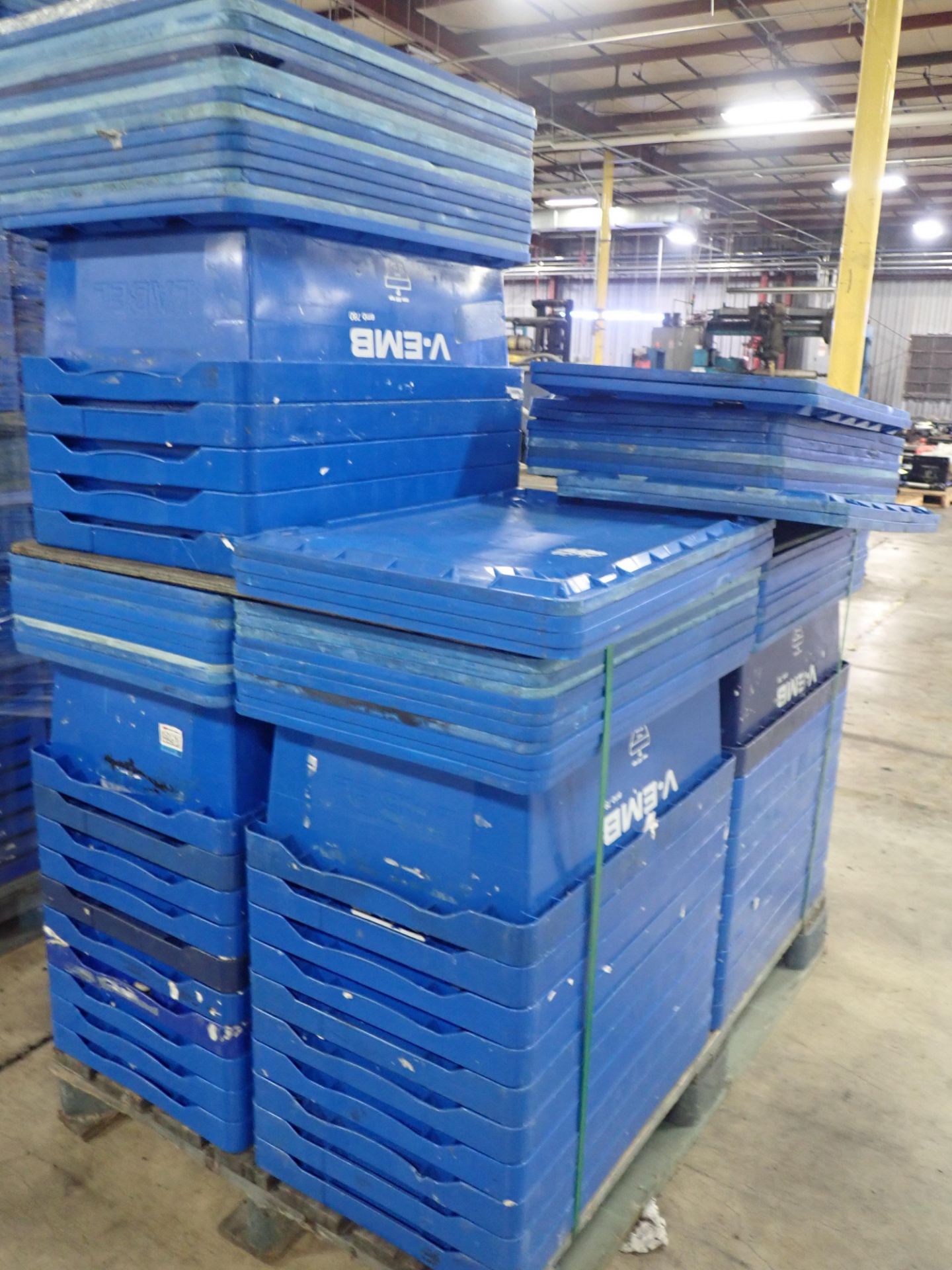 Skid Lot of Blue Plastic Storage / Shipping Bins - Image 3 of 4