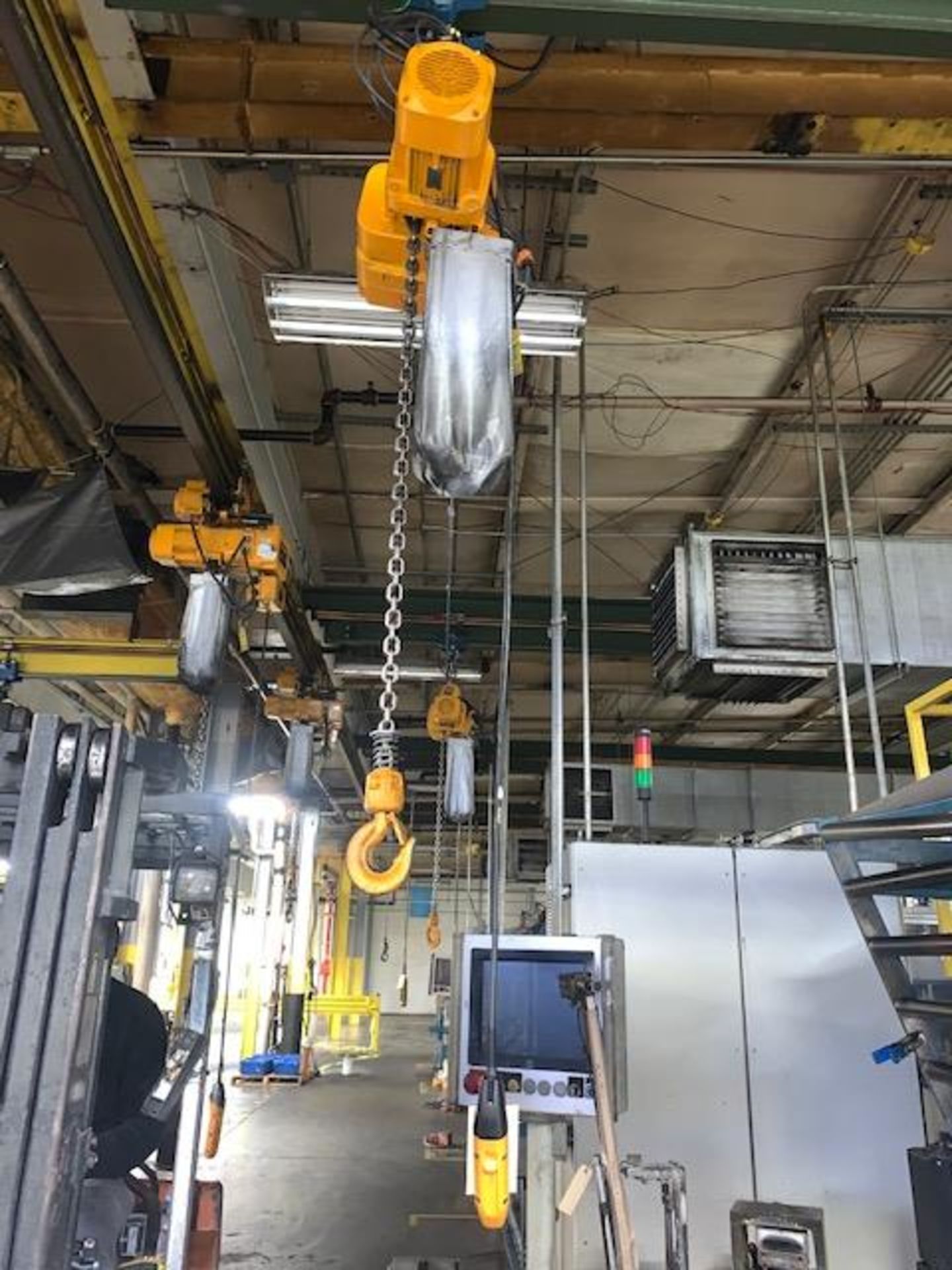 2 Ton Harrington Electric Hoist w/ Pendant, Manual Trolley, 14 FPM, Mfg'd: 2019