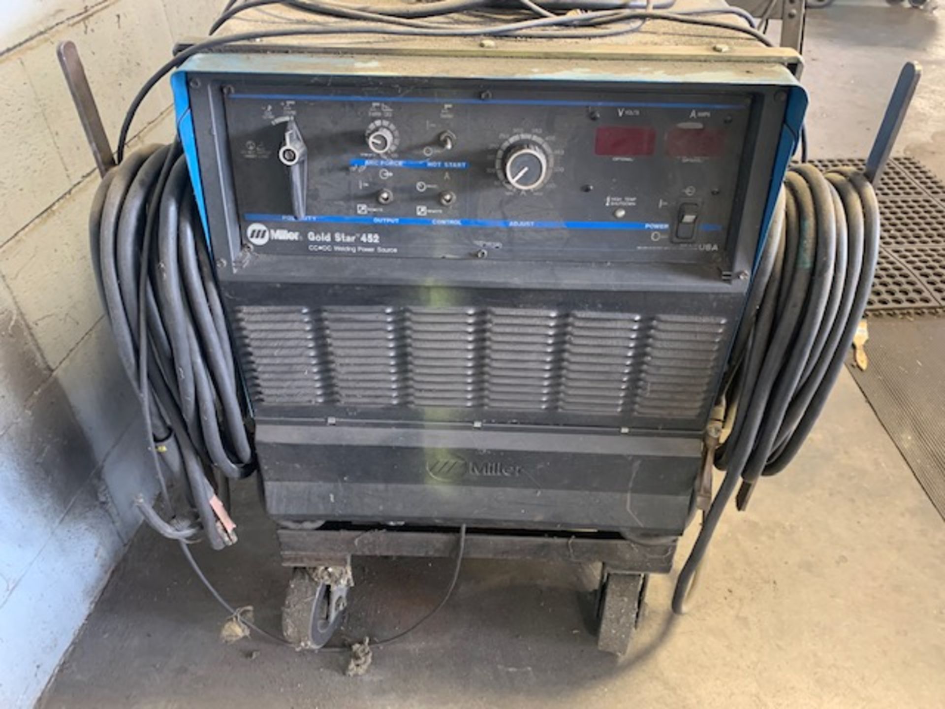 Miller Gold Star 452 Welder Power Supply - Image 2 of 11