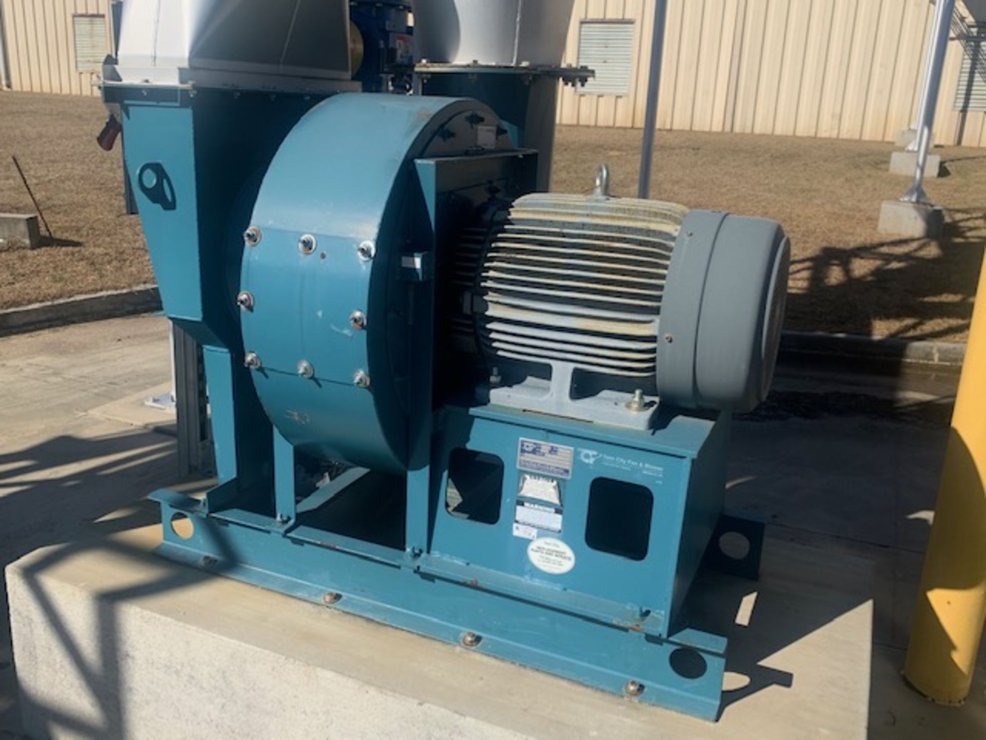 Torit Donaldson Dust Collector System, Mod# DF3-12, 50 HP, Mfg'd: 2018 - Image 5 of 10
