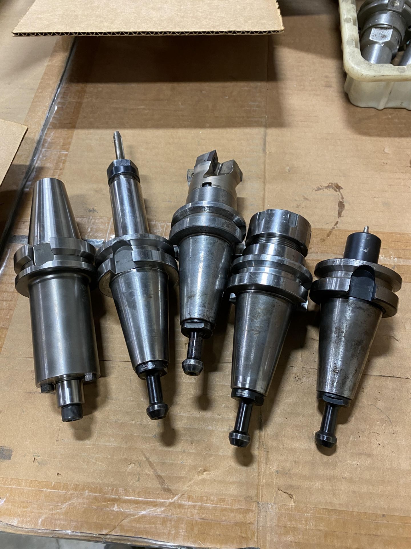 (5) BT40 Tool Holders