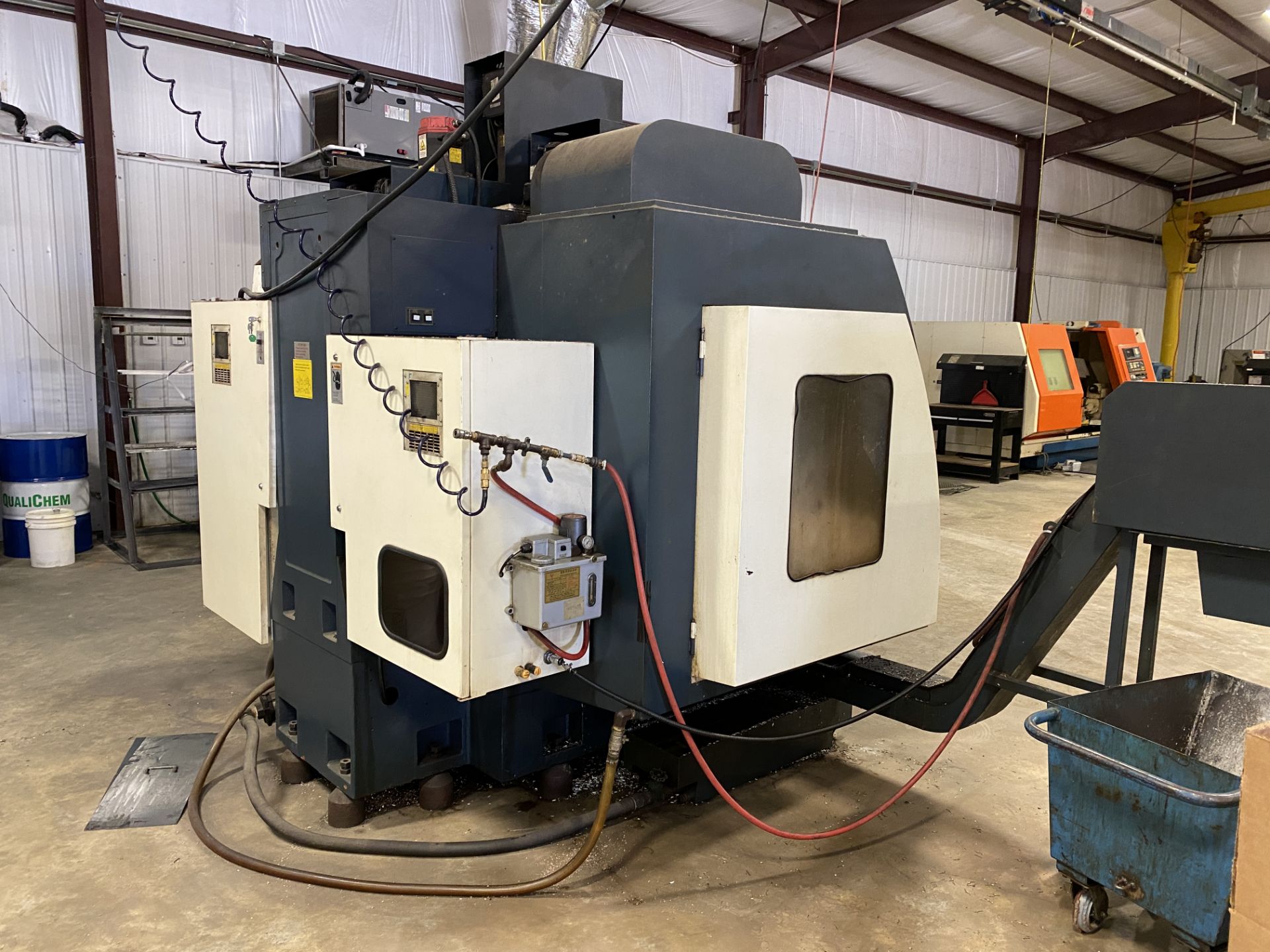 2004 JOHNFORD SV-40 Vertical Machining Center - Image 4 of 13