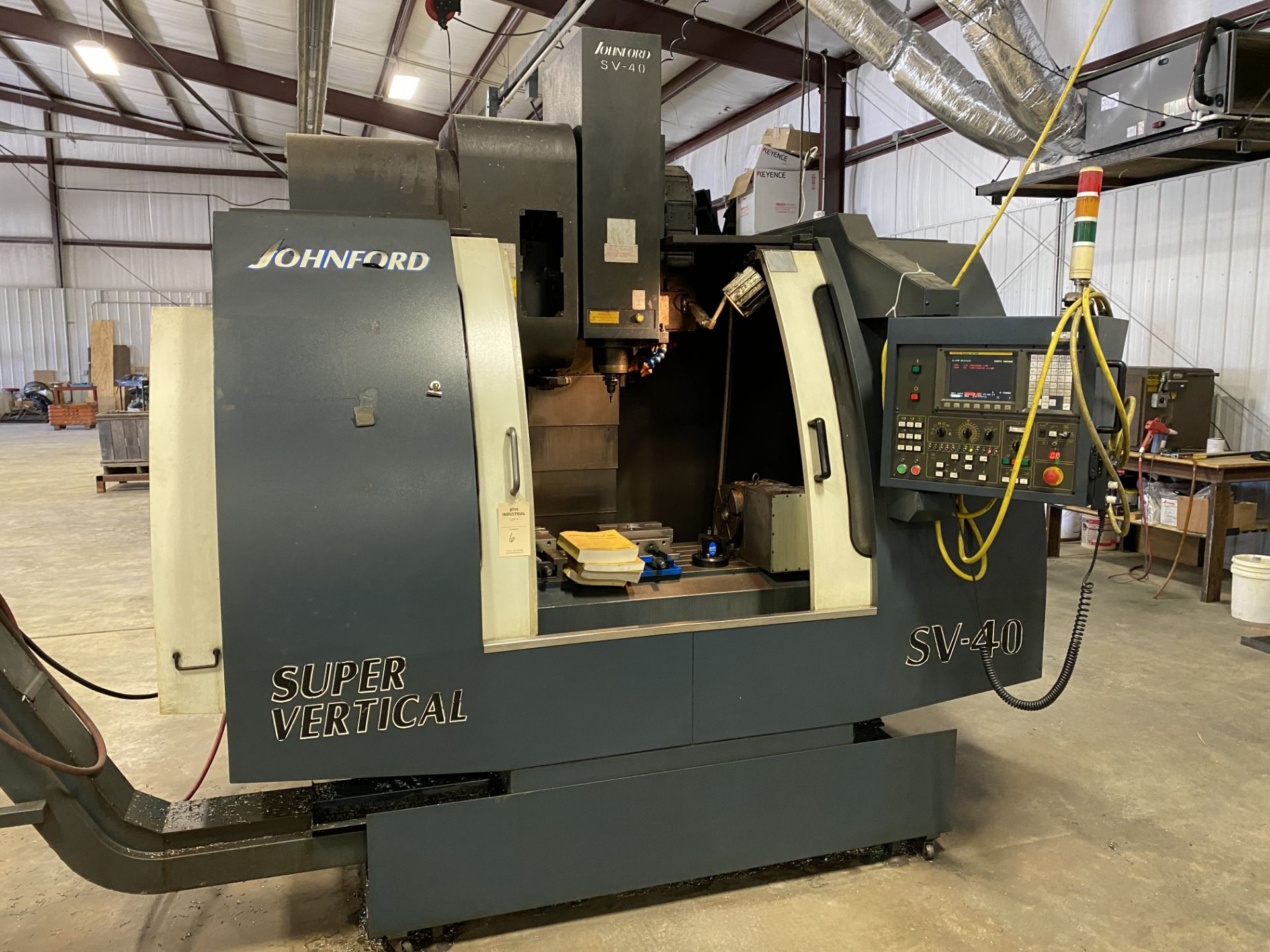 2004 JOHNFORD SV-40 Vertical Machining Center