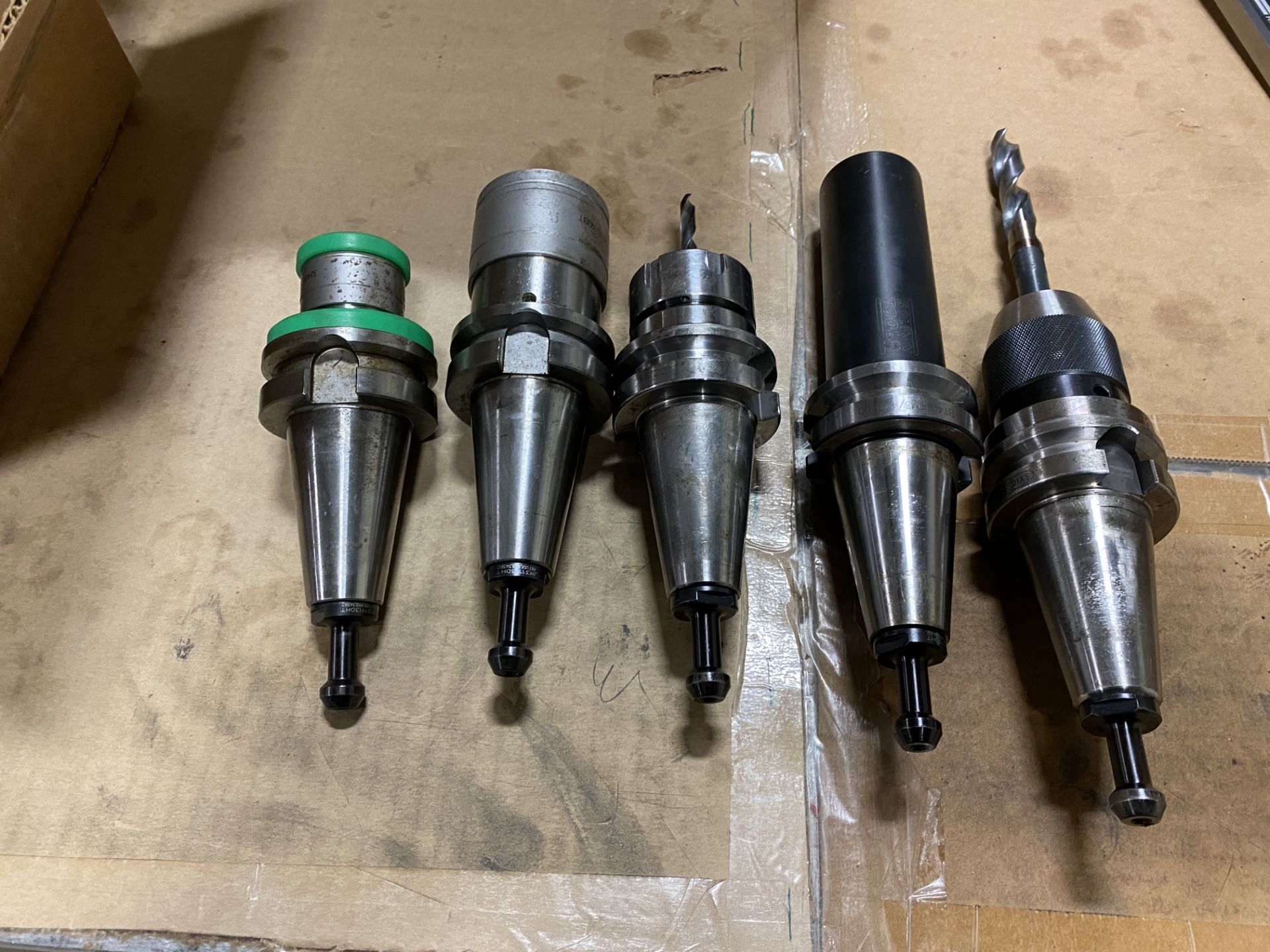 (5) BT40 Tool Holders