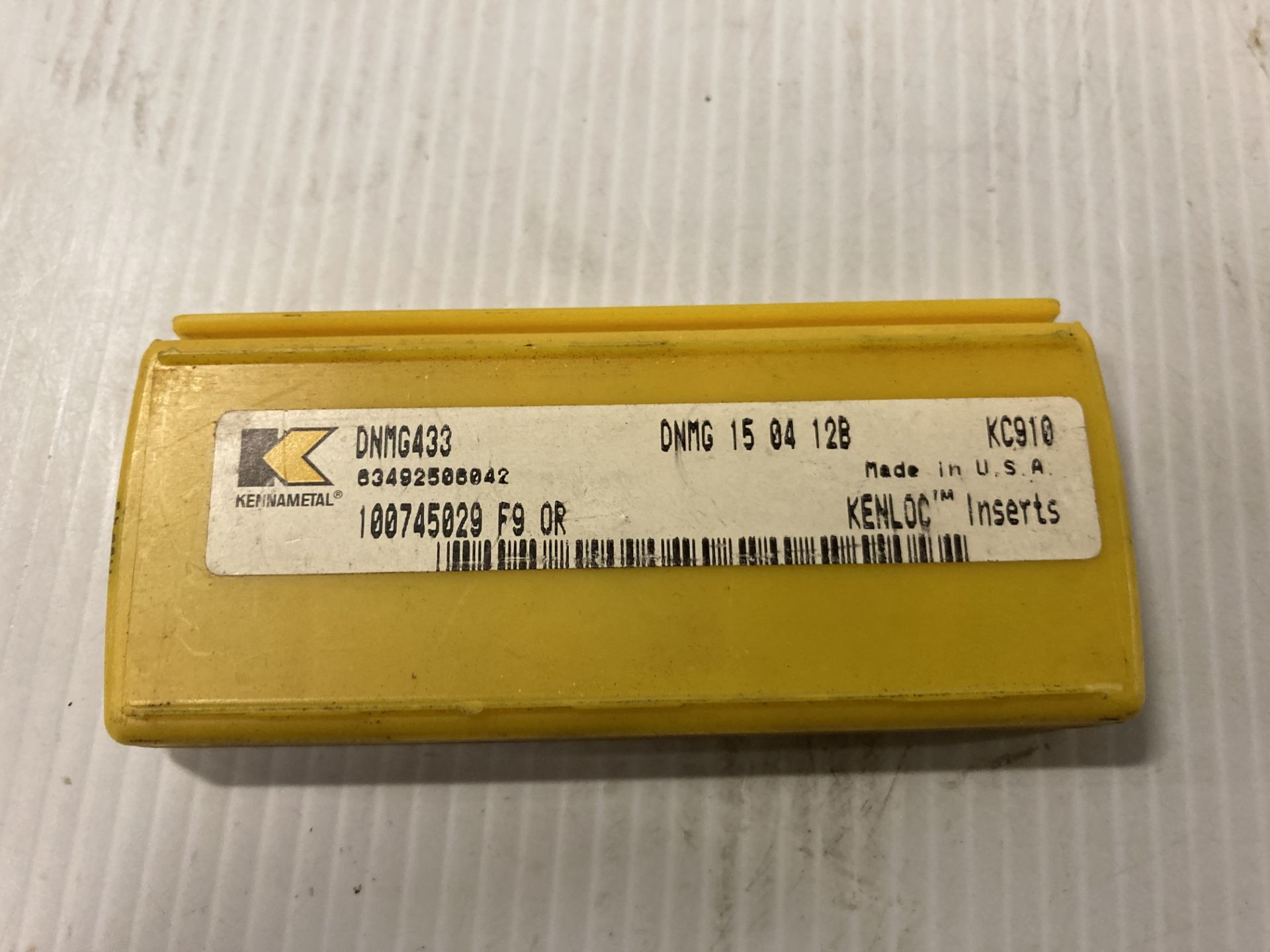 Lot of (95) New? Kennametal Carbide Inserts, P/N: DNMG433 - Image 3 of 3