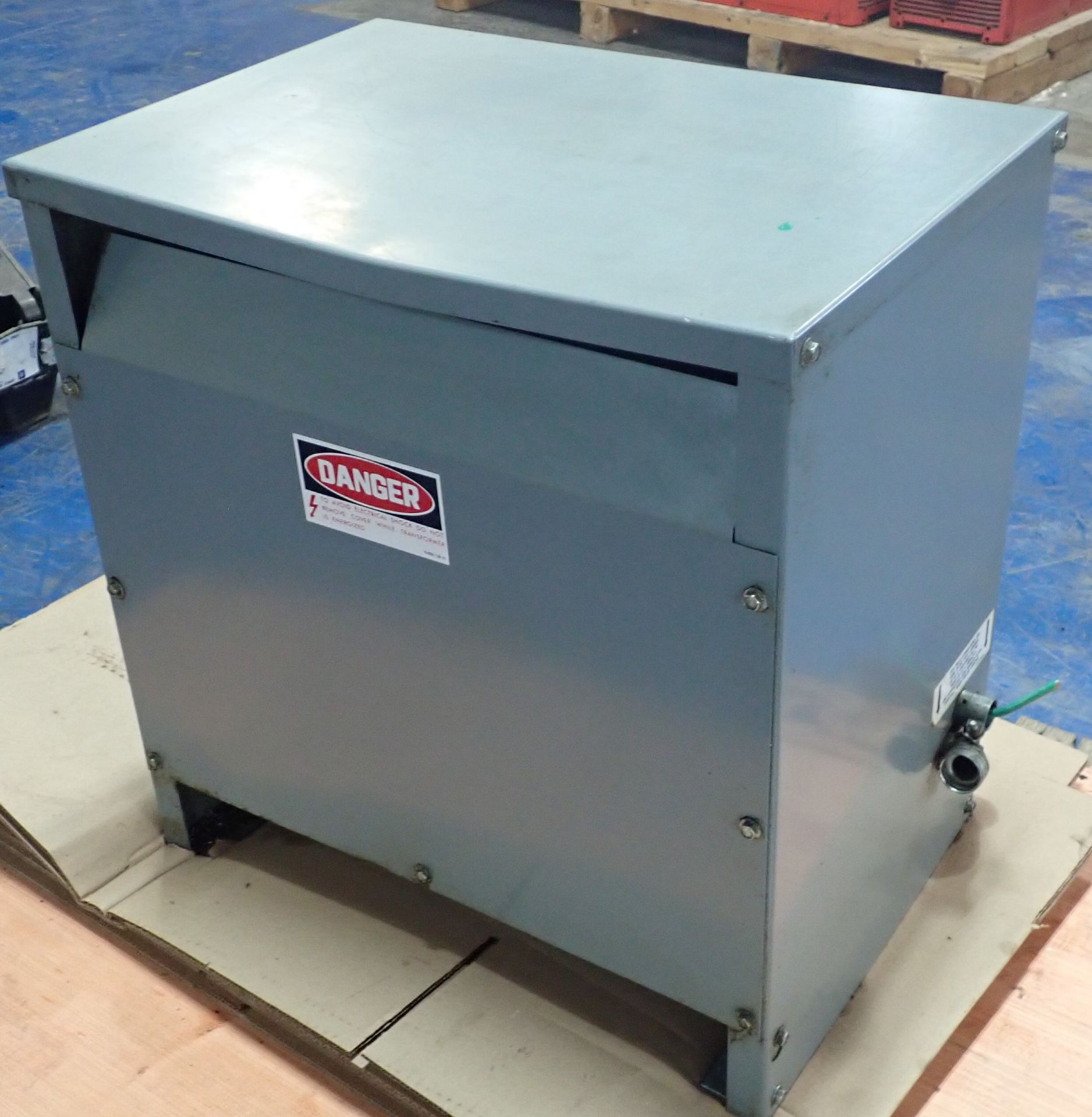 30 KVA Sorgel Transformer - Image 3 of 4