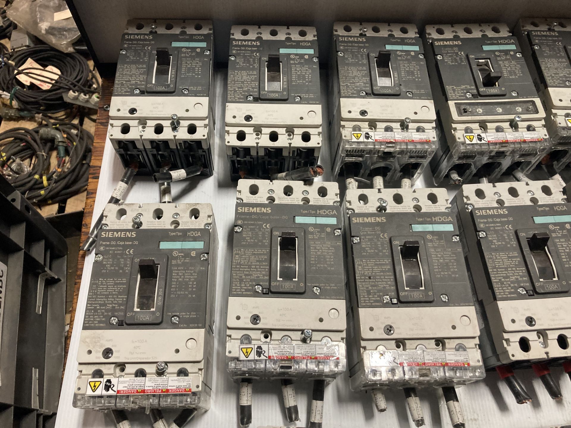 Lot of (14) Siemens 100A Circuit Breakers, Type: HDGA - Image 2 of 5