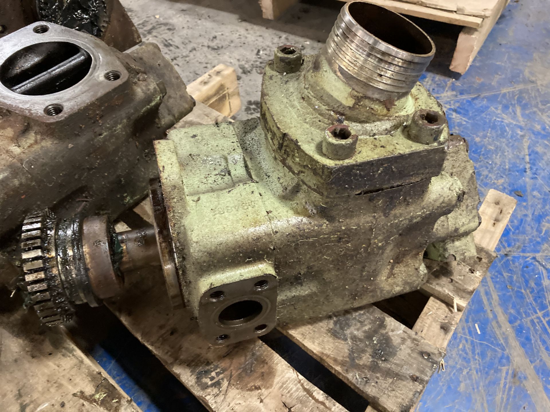 (3) Vickers Vane Pumps - Image 2 of 5