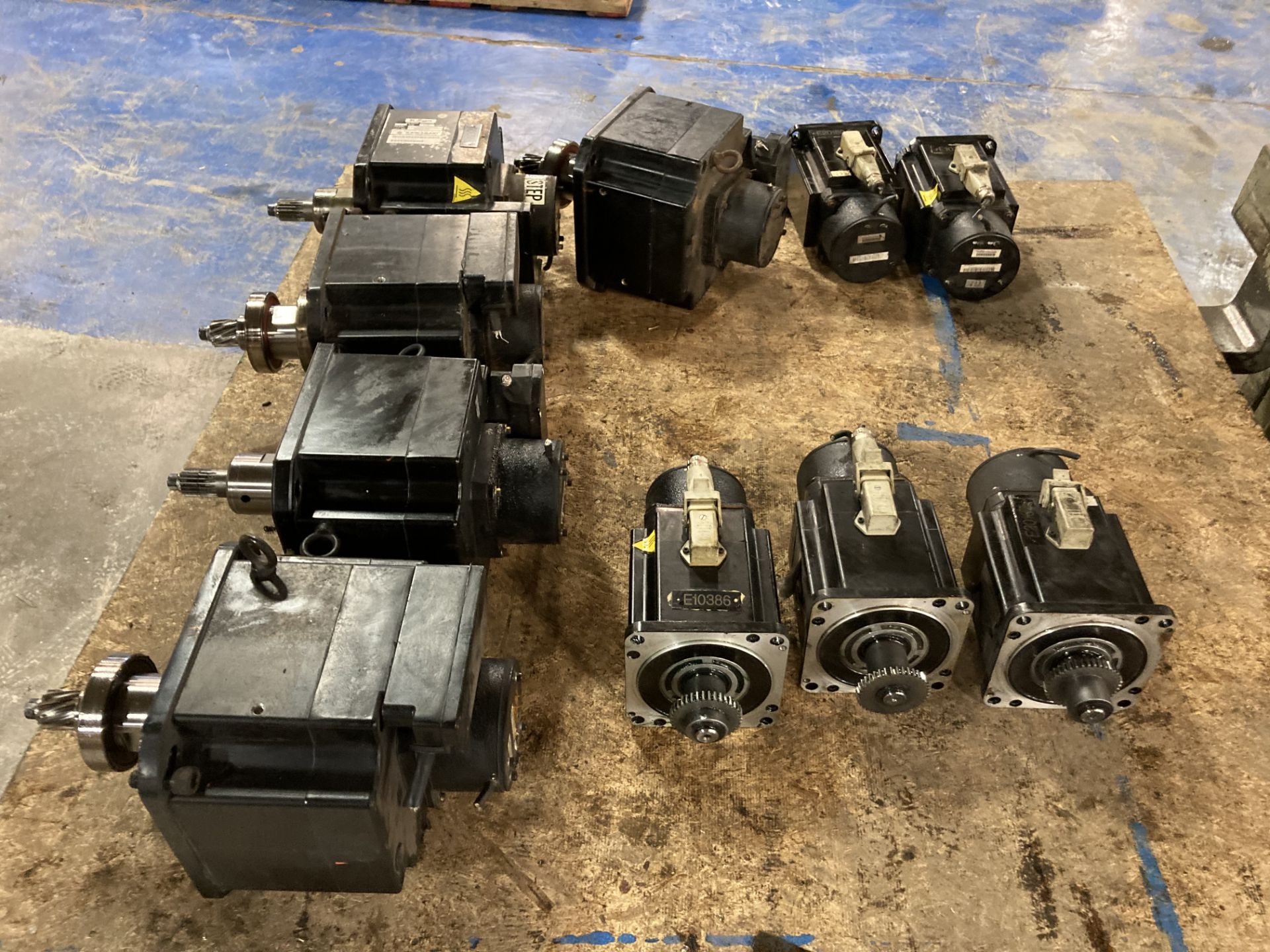 Lot of (10) Kawasaki BL Super Servo Motors - Image 4 of 6