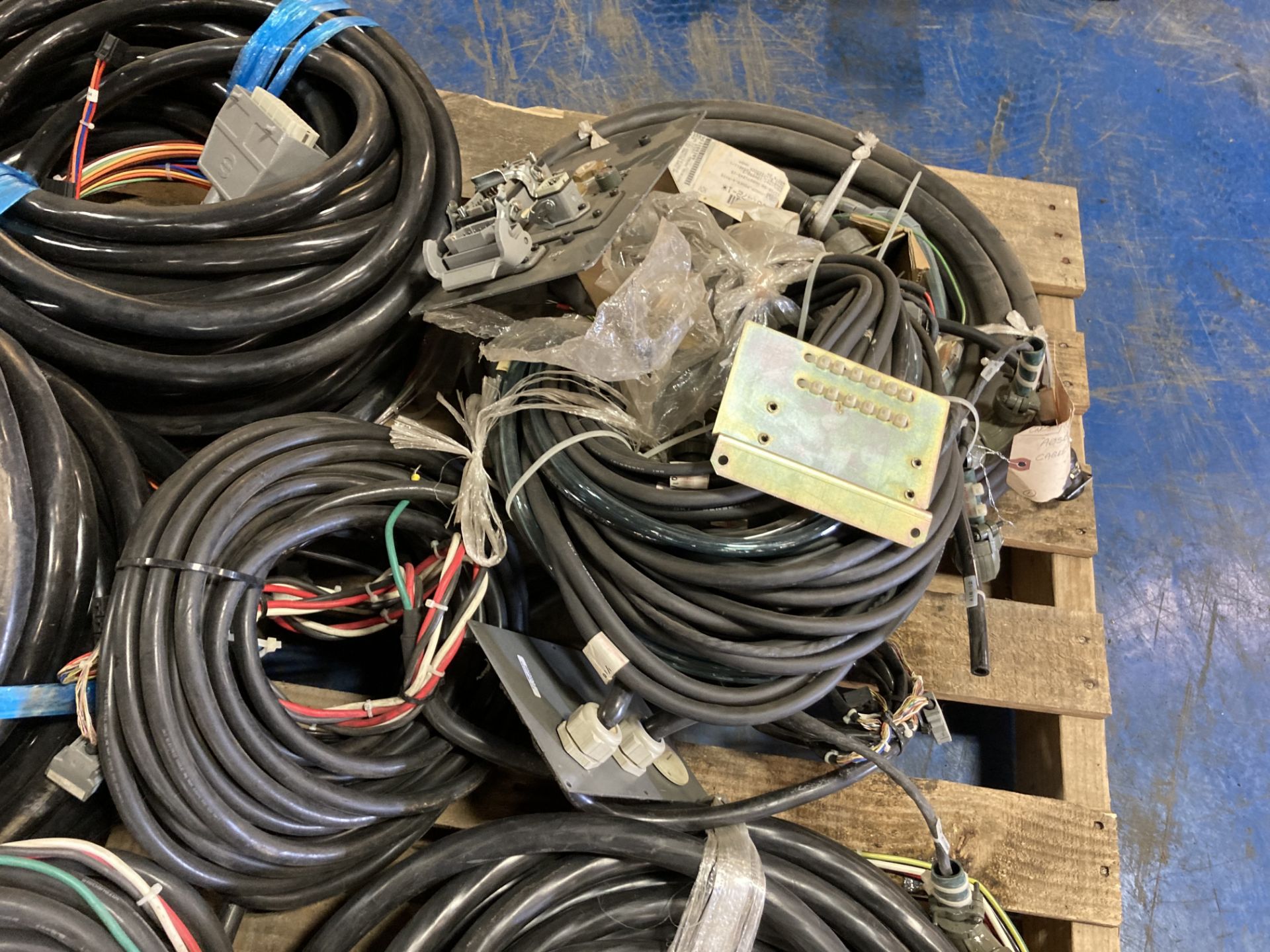 Lot of Fanuc Cable Assemblies - Image 5 of 10