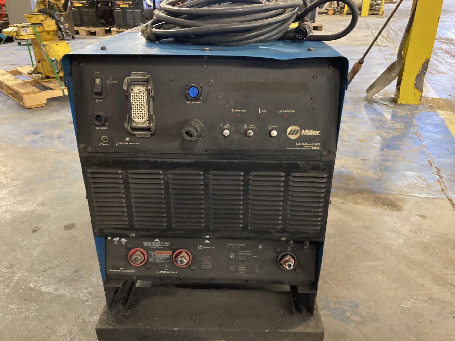 Miller Auto Deltaweld 452 Welder - Image 3 of 10